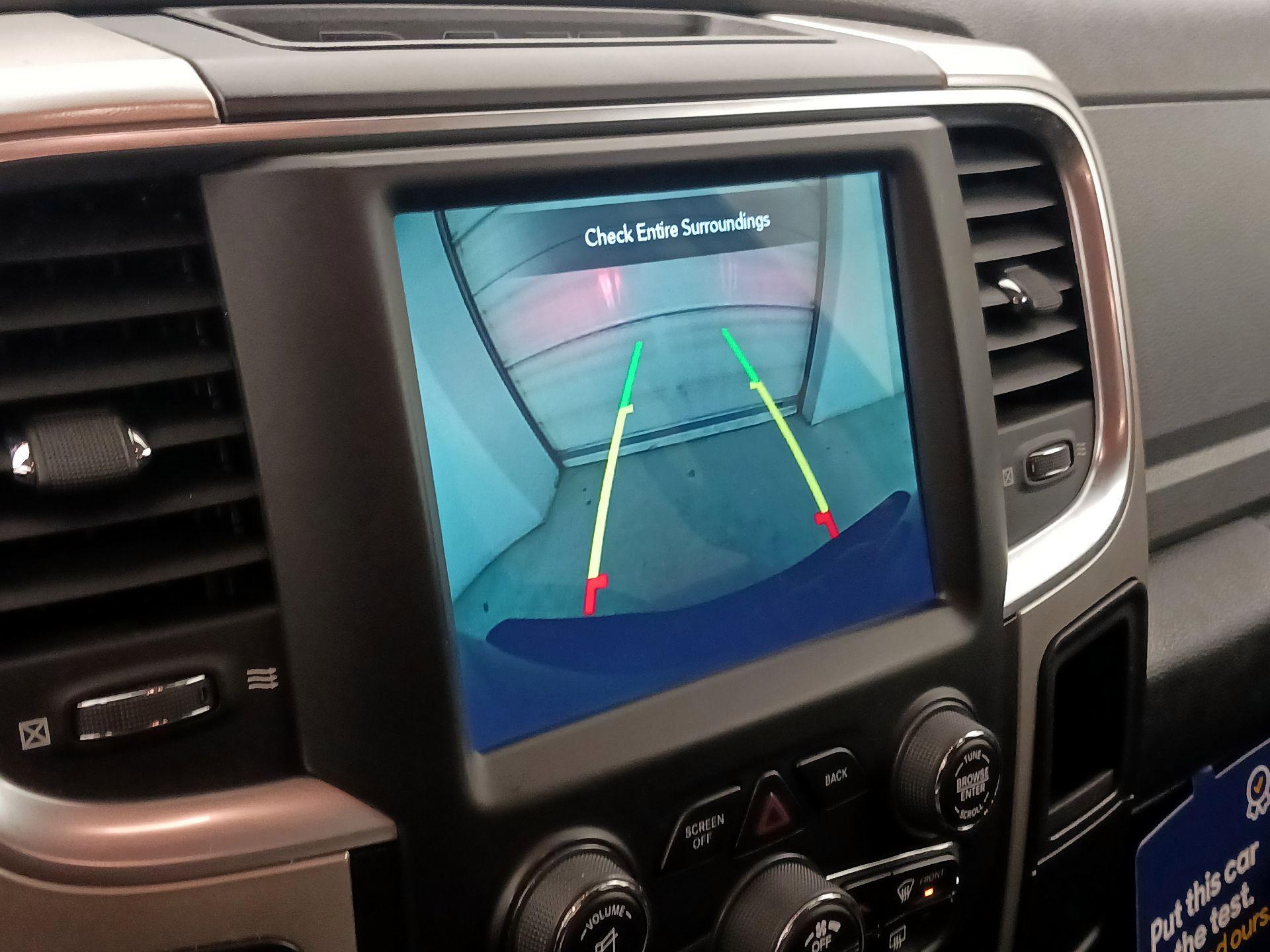Thumbnail: 2020 RAM 1500 Classic - 14