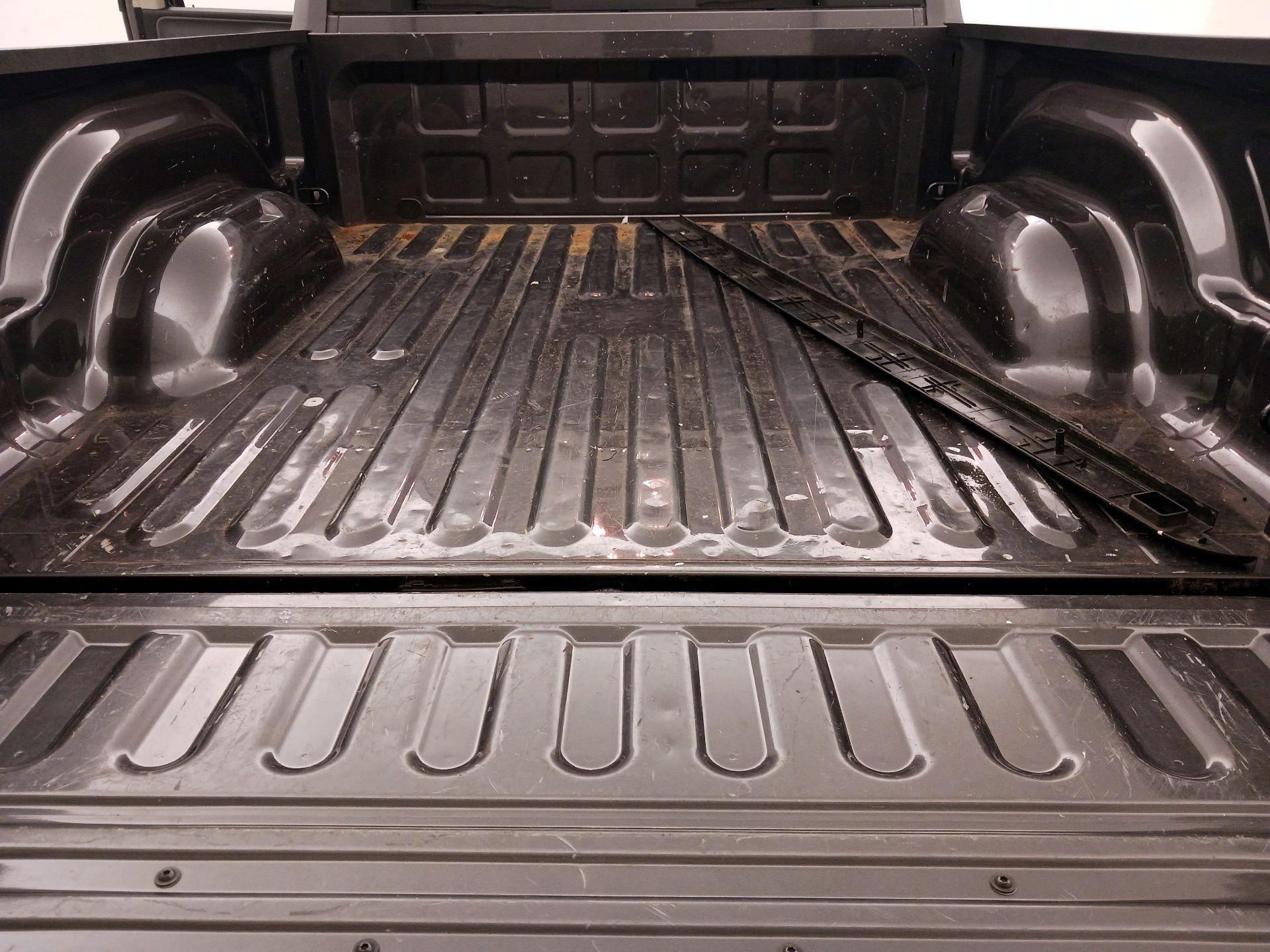 Thumbnail: 2020 RAM 1500 Classic - 20