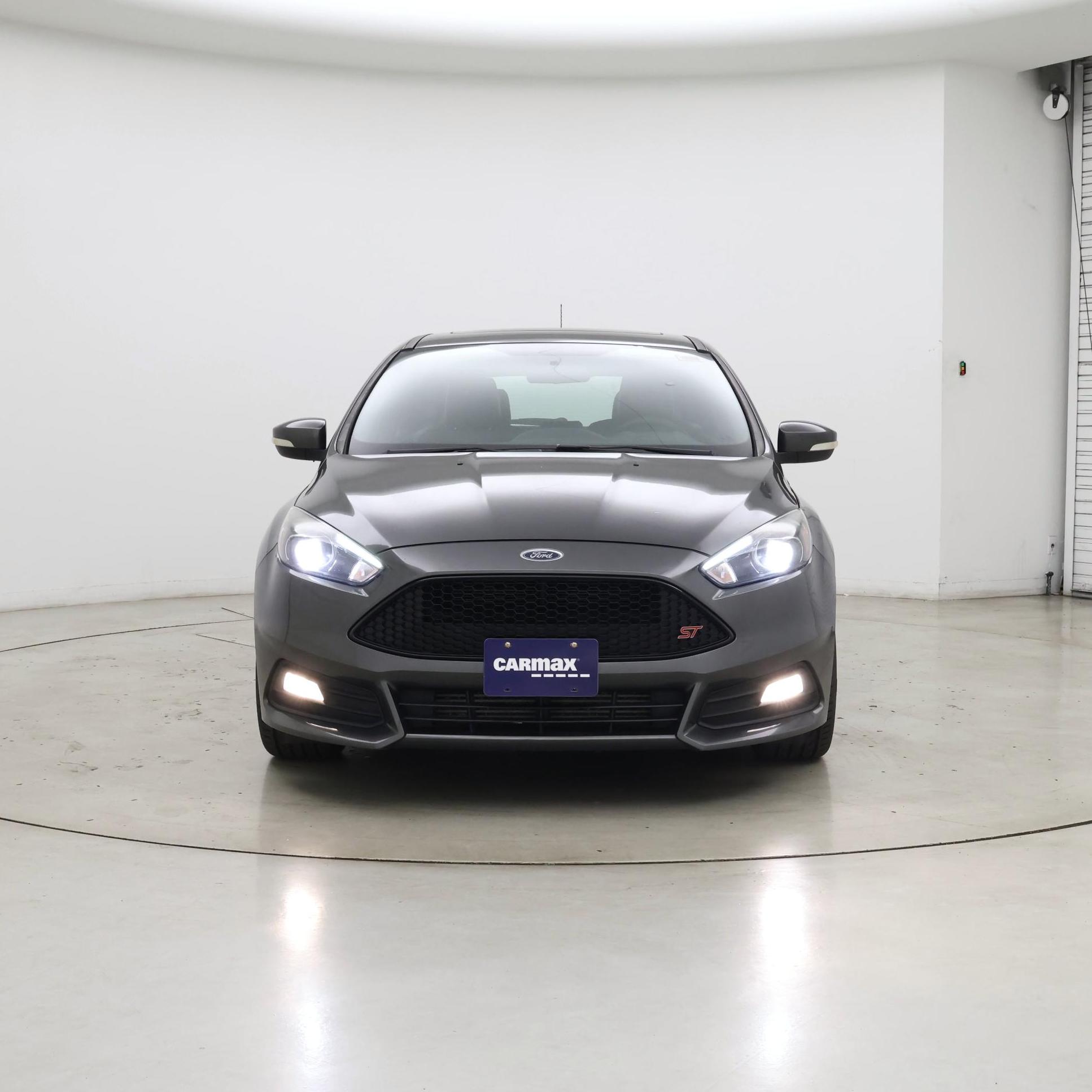 Thumbnail: 2017 Ford Focus - 5
