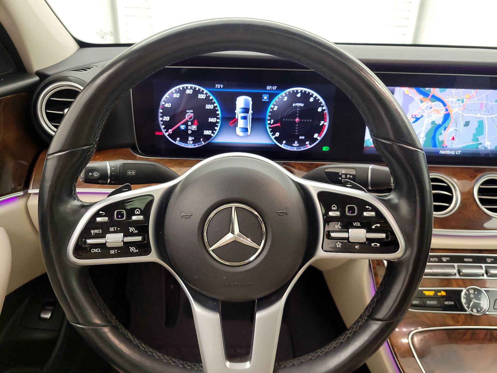 Thumbnail: 2019 Mercedes-Benz E-Class - 10