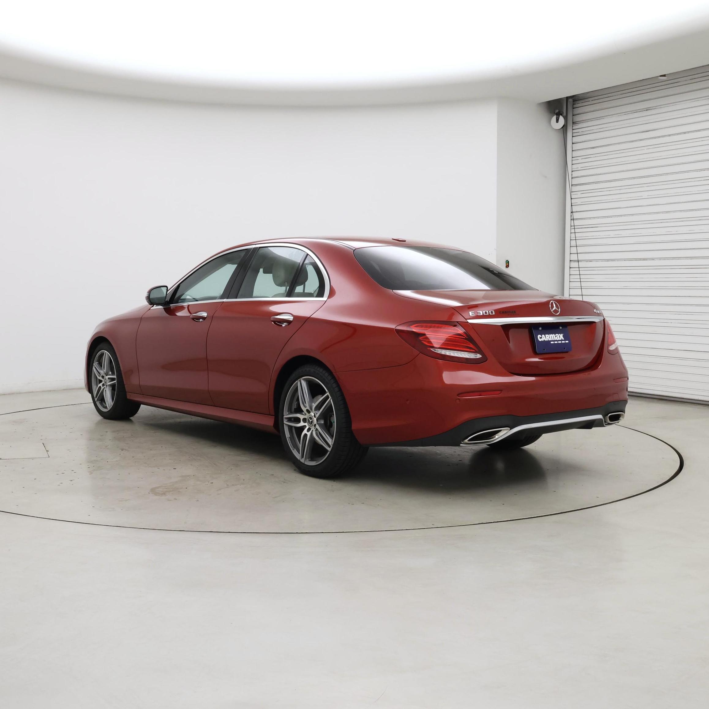 Thumbnail: 2019 Mercedes-Benz E-Class - 2