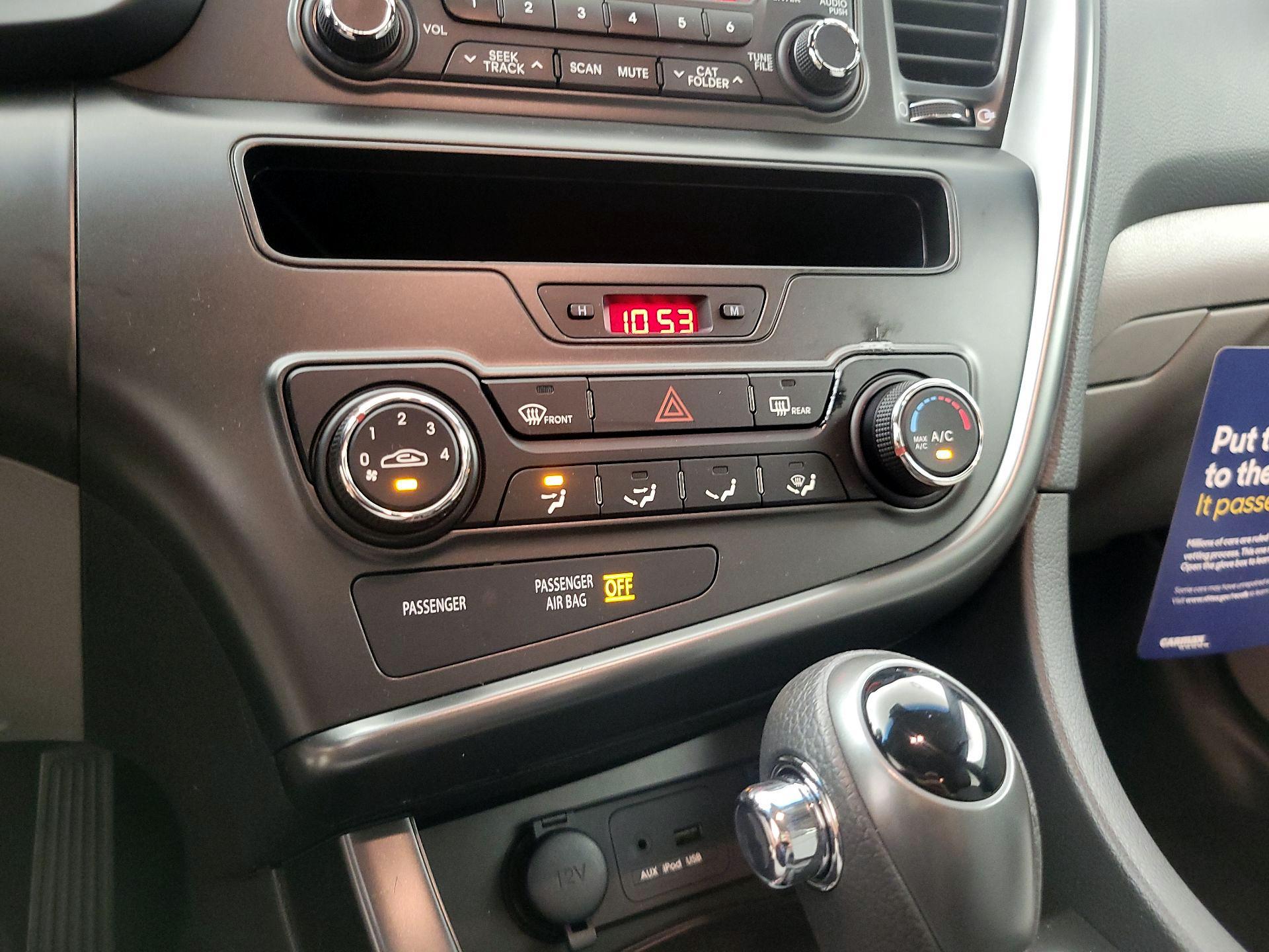 Thumbnail: 2013 Kia Optima - 15