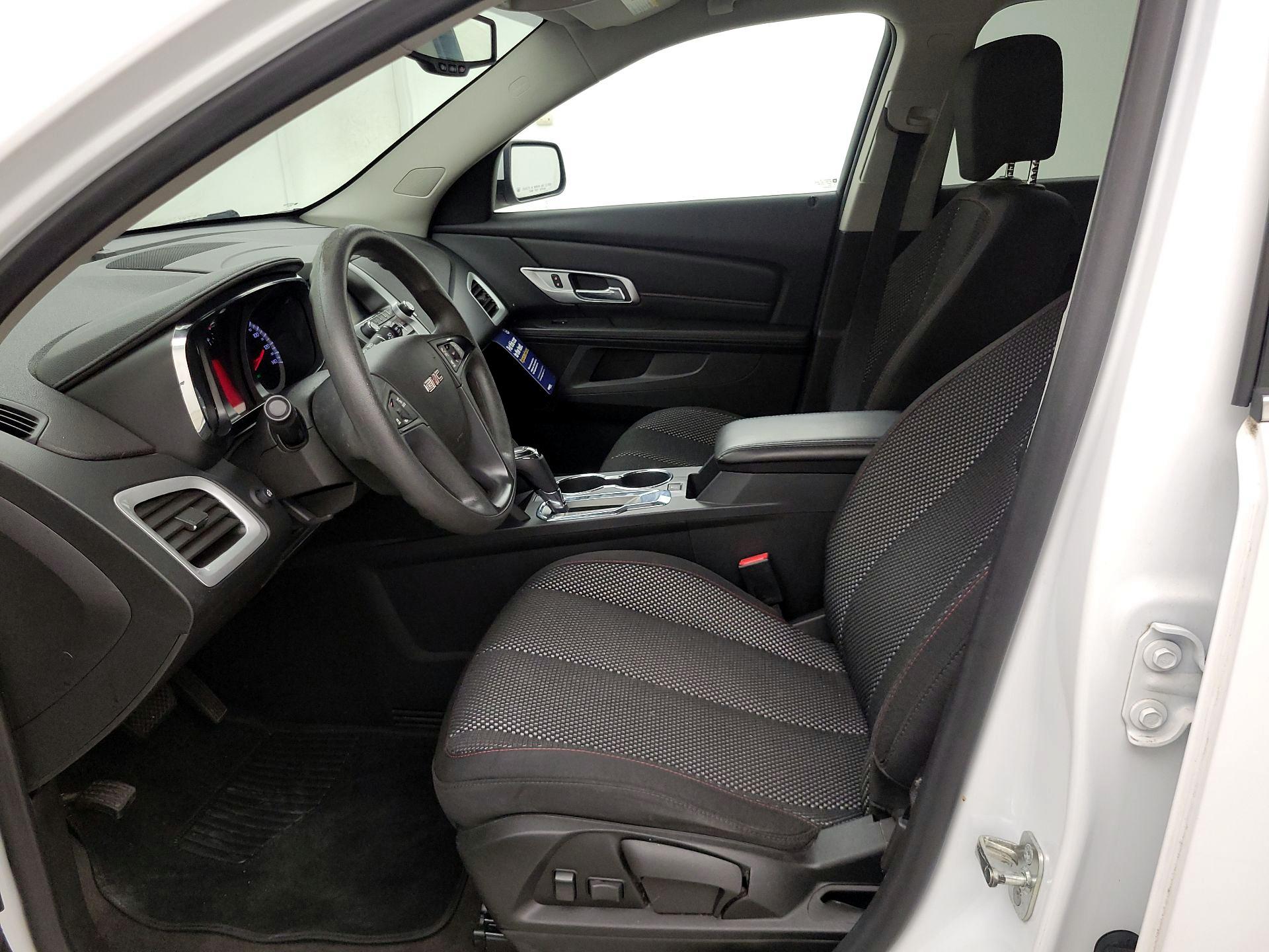Thumbnail: 2016 GMC Terrain - 11