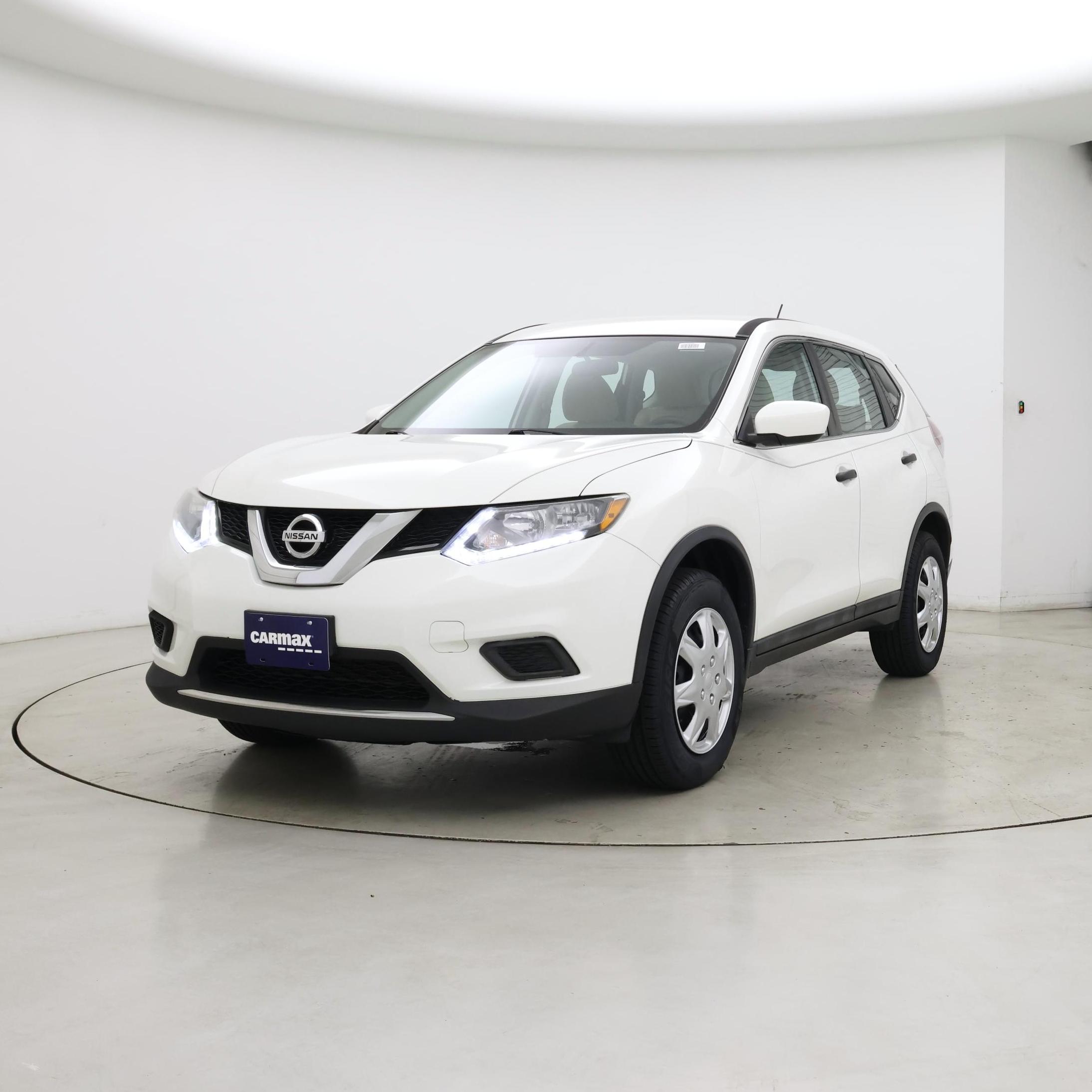Thumbnail: 2016 Nissan Rogue - 4