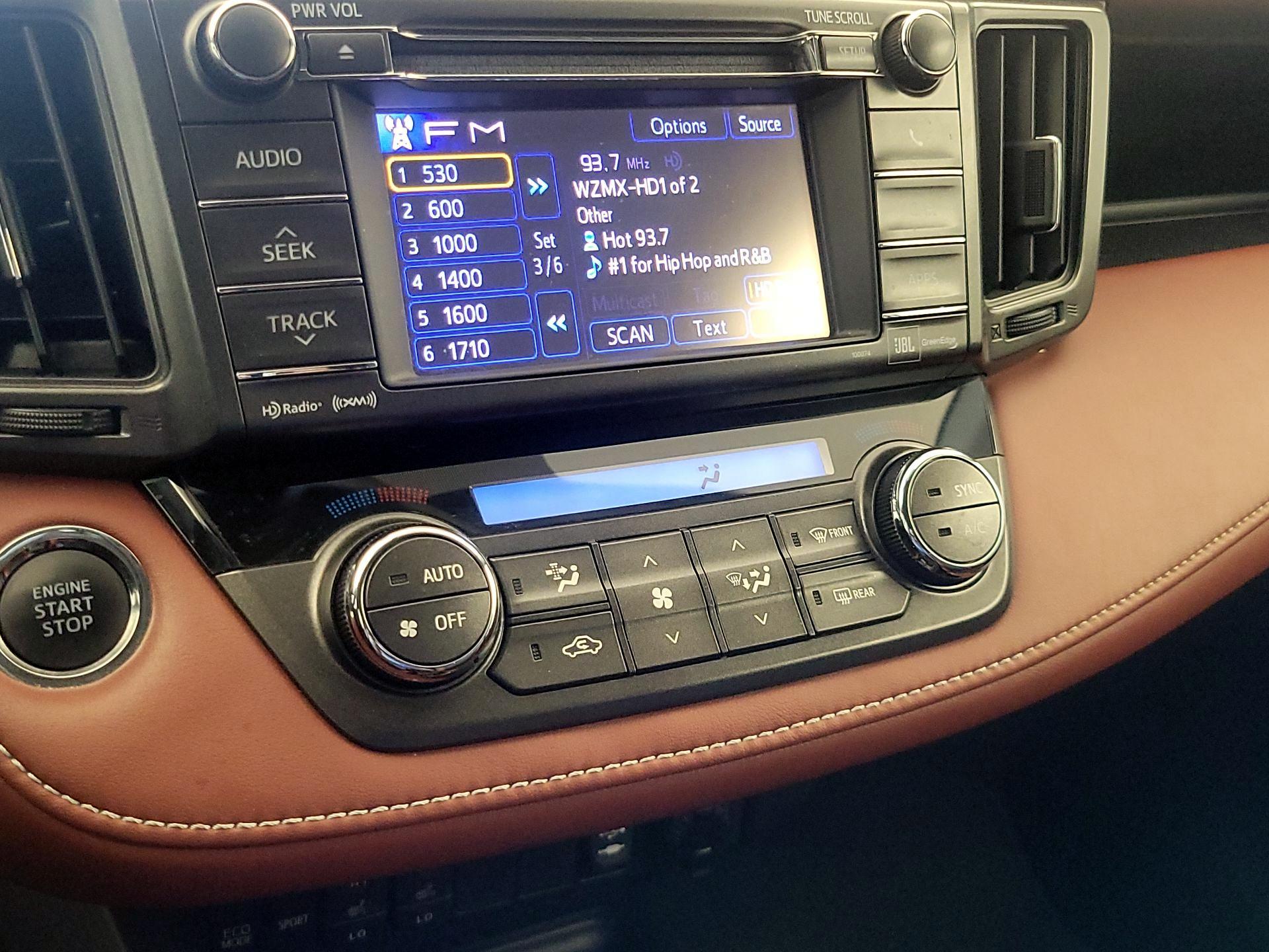 Thumbnail: 2013 Toyota RAV4 - 17