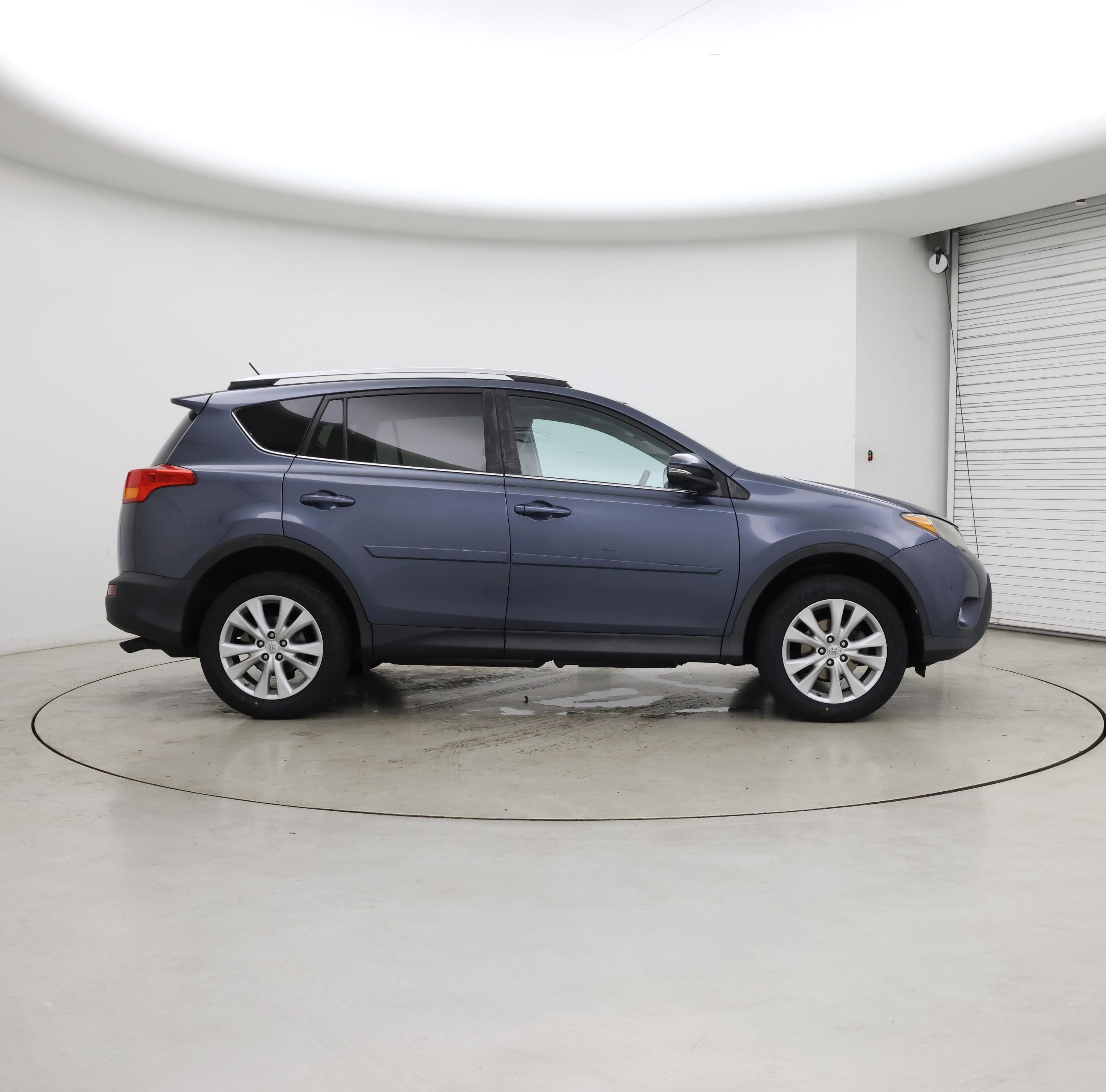 Thumbnail: 2013 Toyota RAV4 - 7
