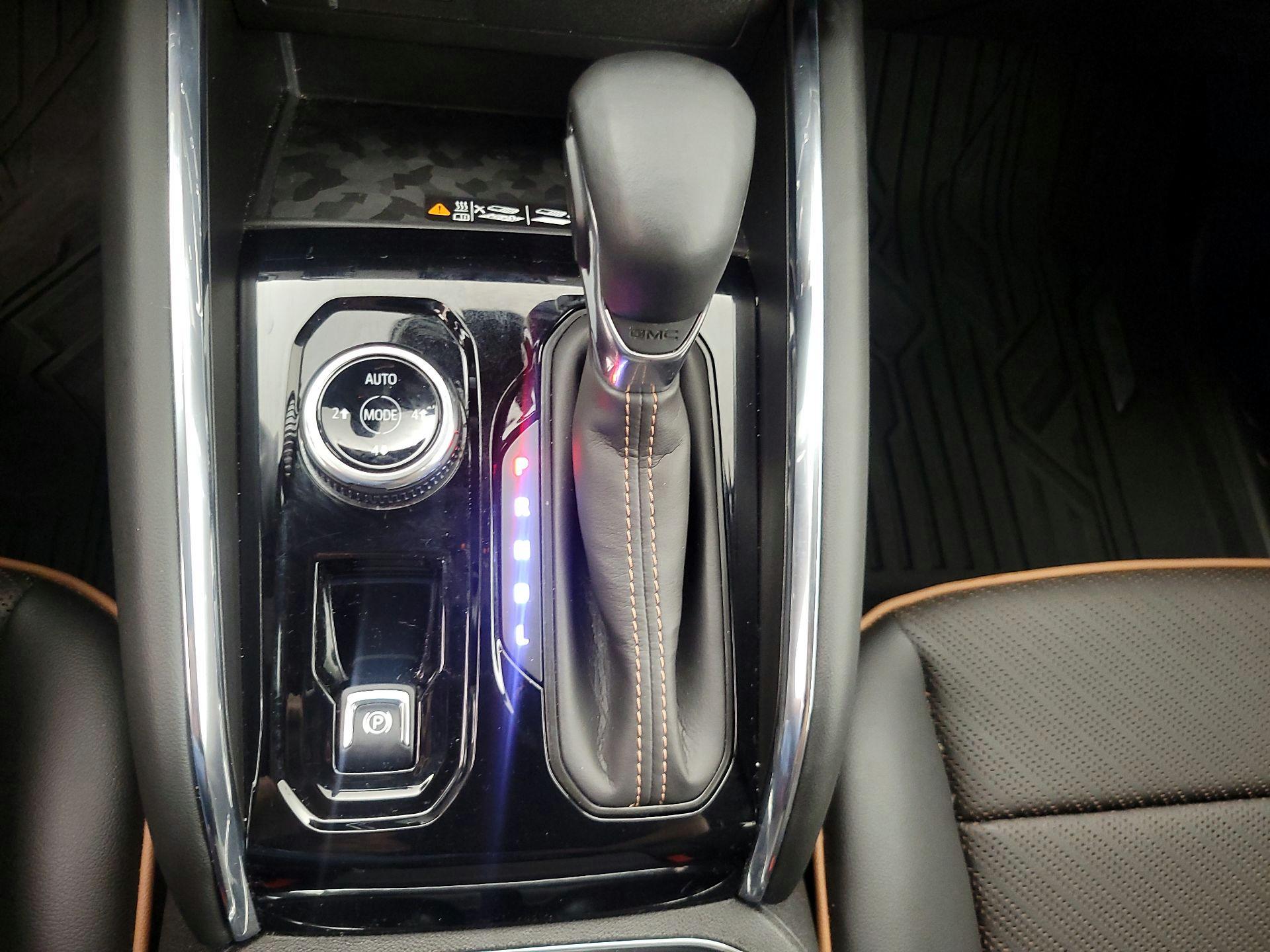 Thumbnail: 2023 GMC Canyon - 18
