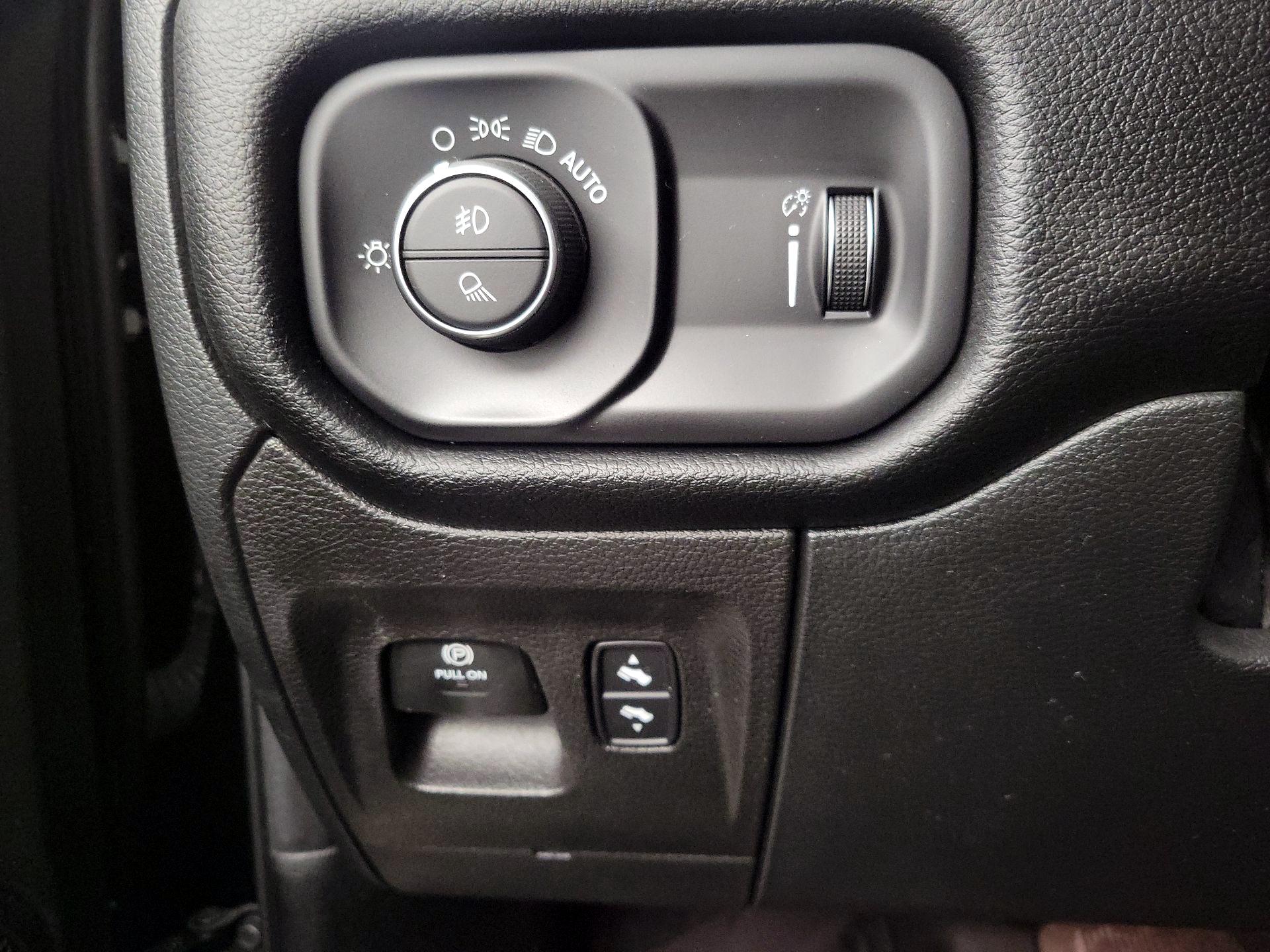 Thumbnail: 2022 RAM 1500 - 13