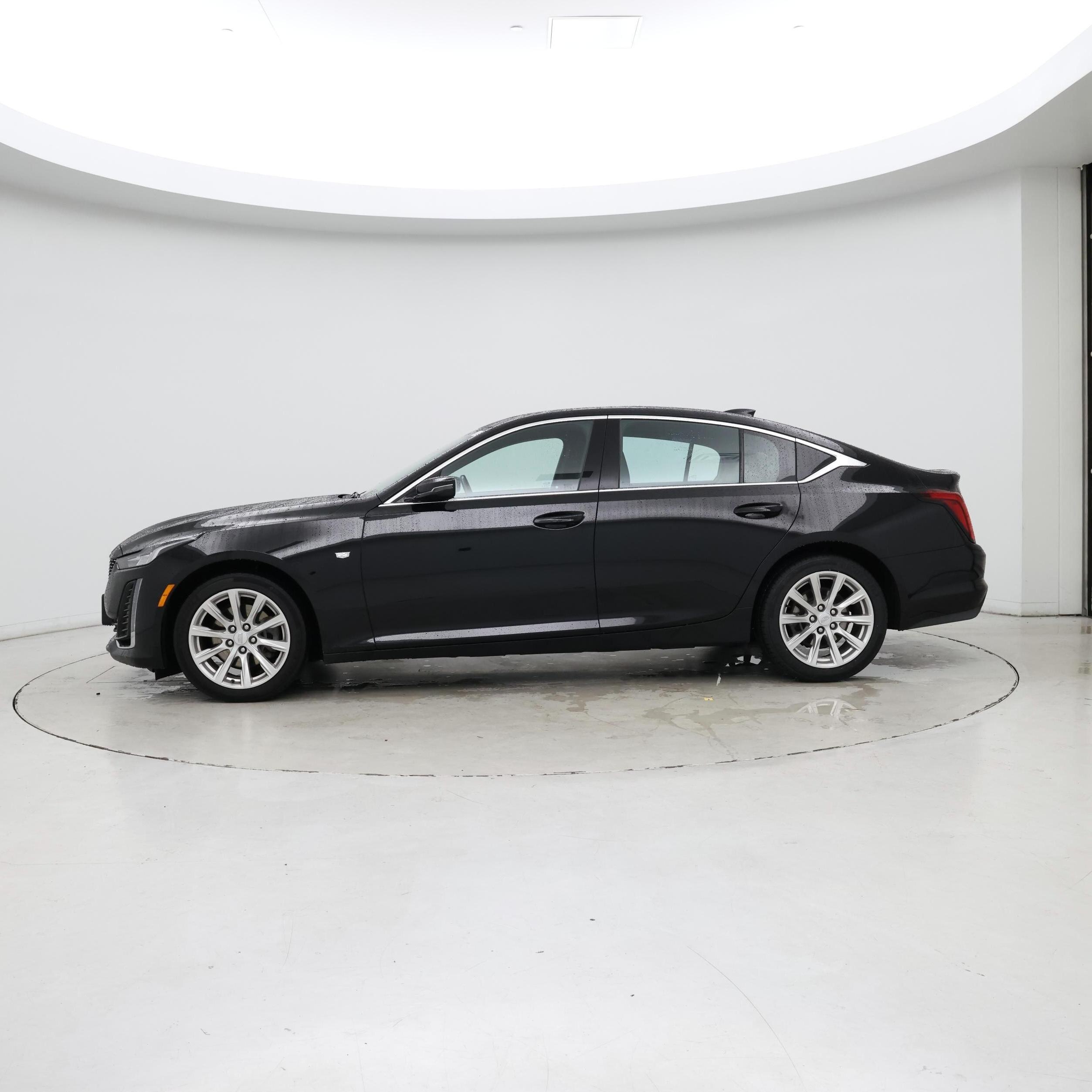 Thumbnail: 2024 Cadillac CT5 - 3