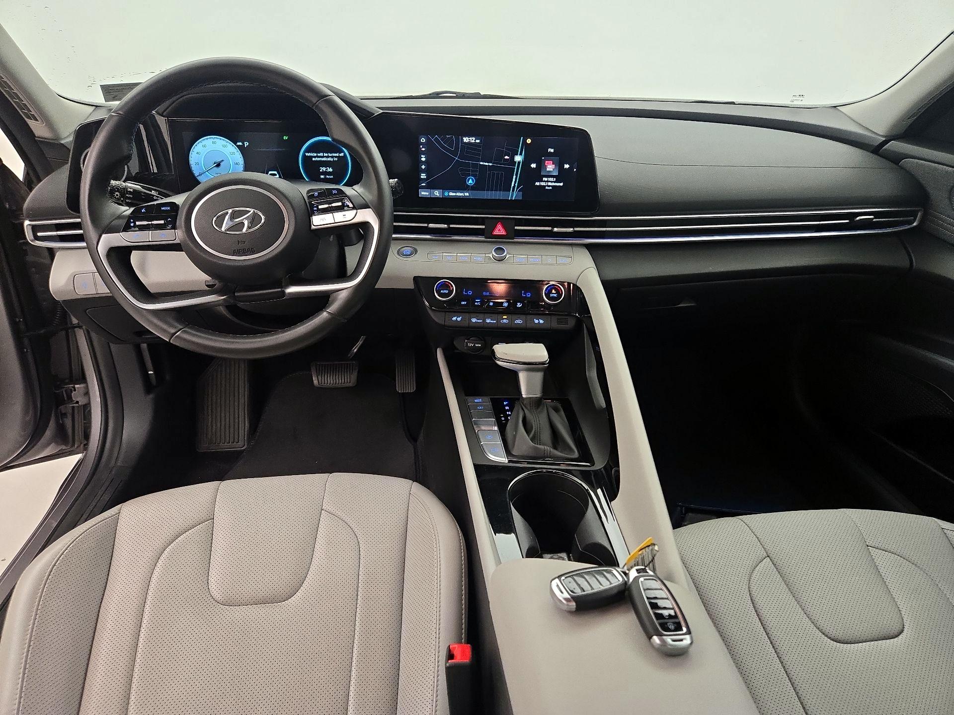 Thumbnail: 2023 Hyundai Elantra - 9