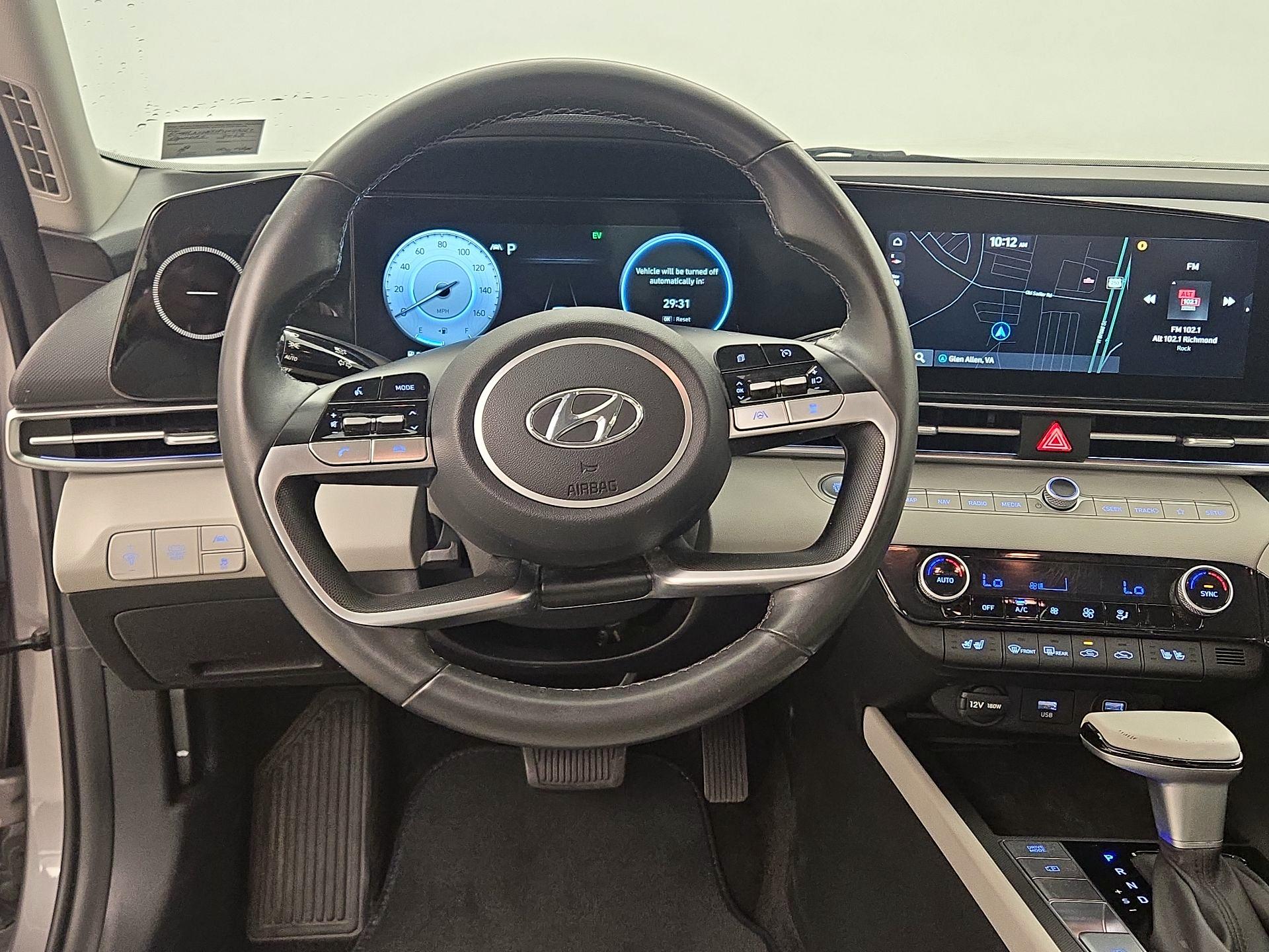 Thumbnail: 2023 Hyundai Elantra - 10
