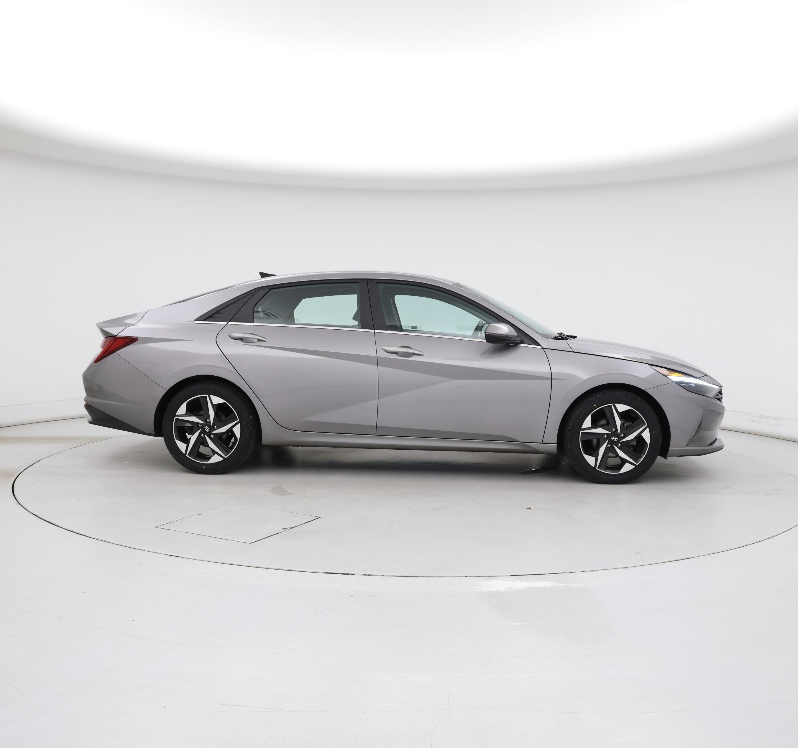 Thumbnail: 2023 Hyundai Elantra - 7