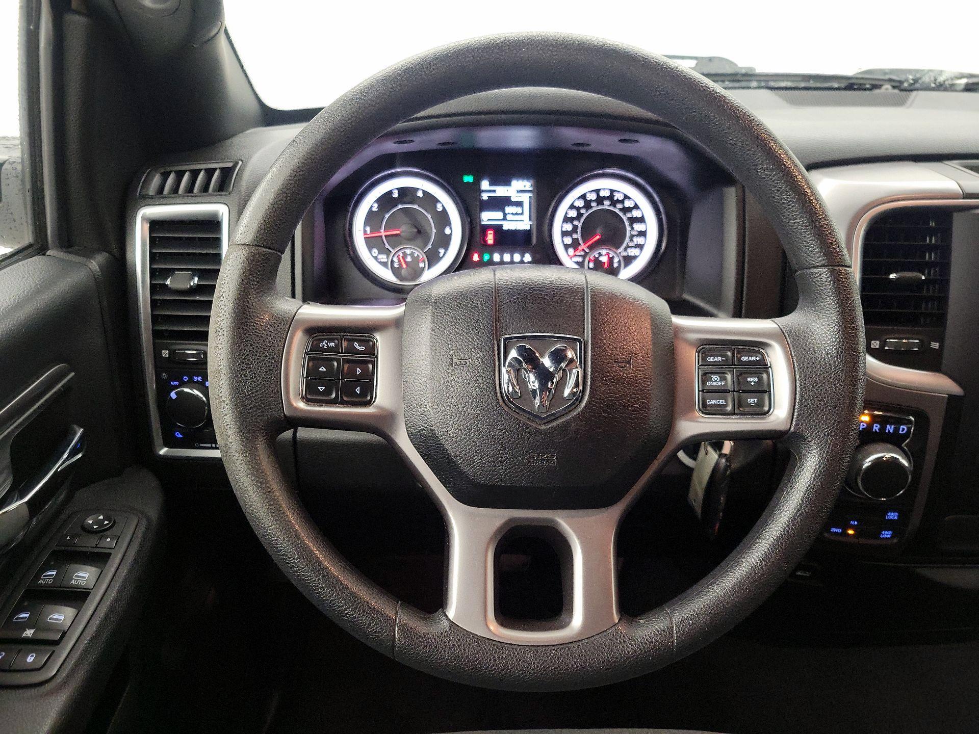 Thumbnail: 2022 RAM 1500 Classic - 10