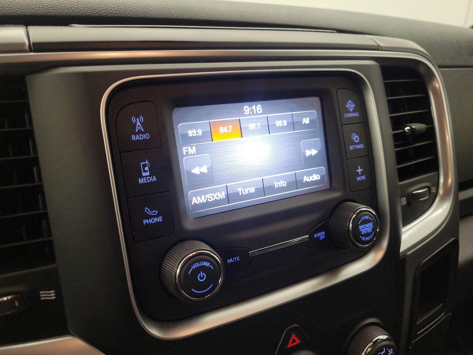 Thumbnail: 2022 RAM 1500 Classic - 15