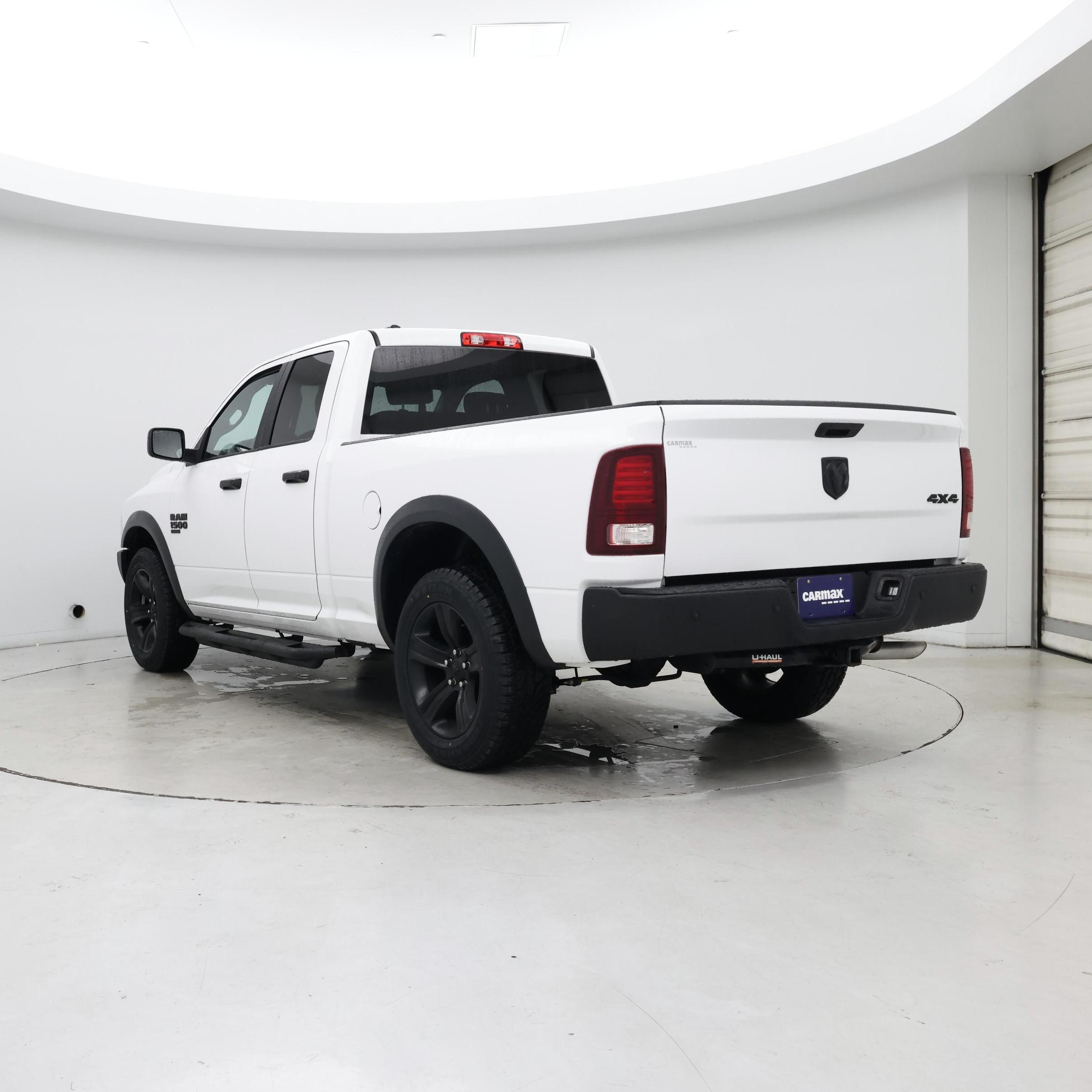 Thumbnail: 2022 RAM 1500 Classic - 2