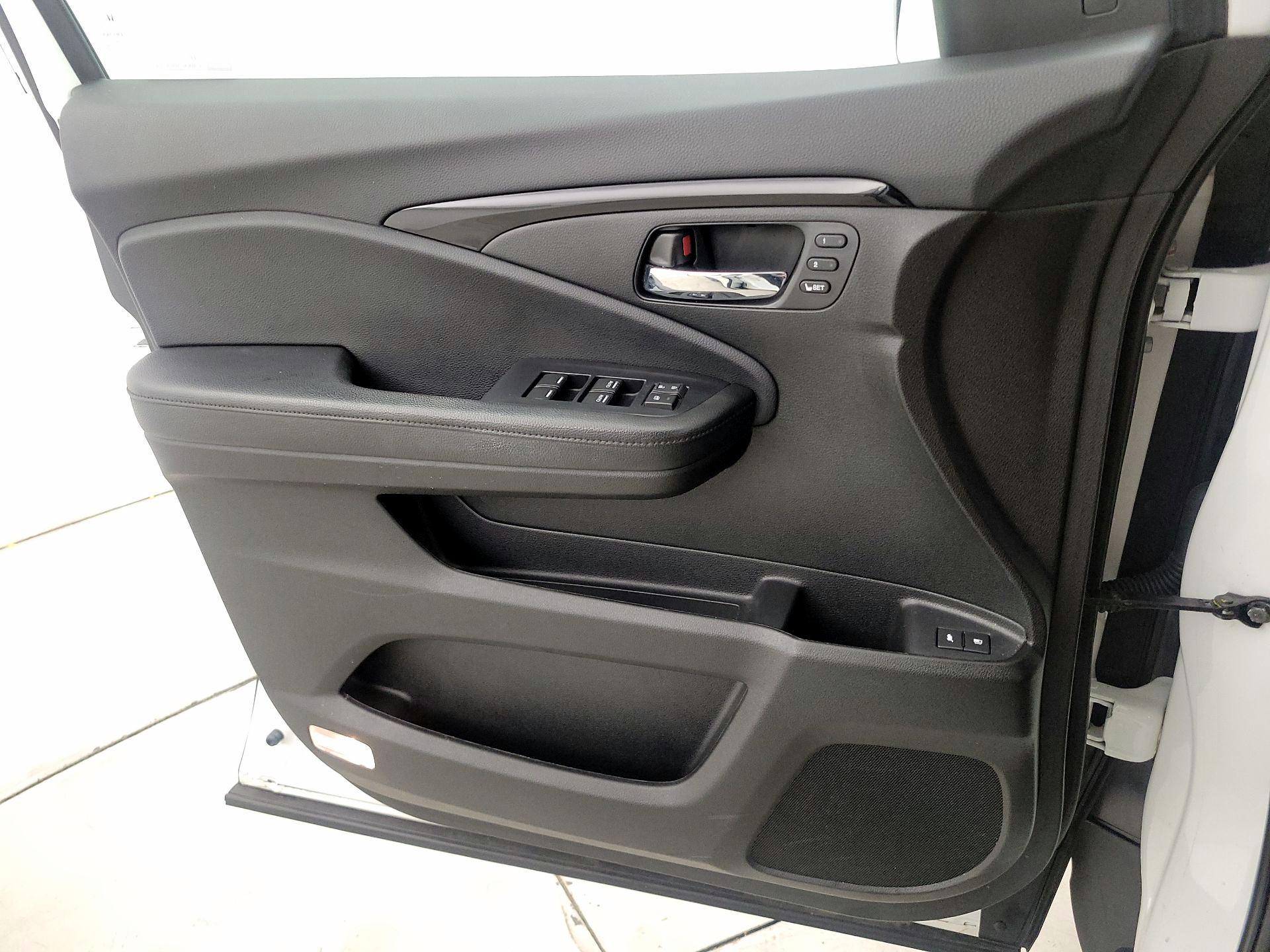 Thumbnail: 2021 Honda Passport - 12