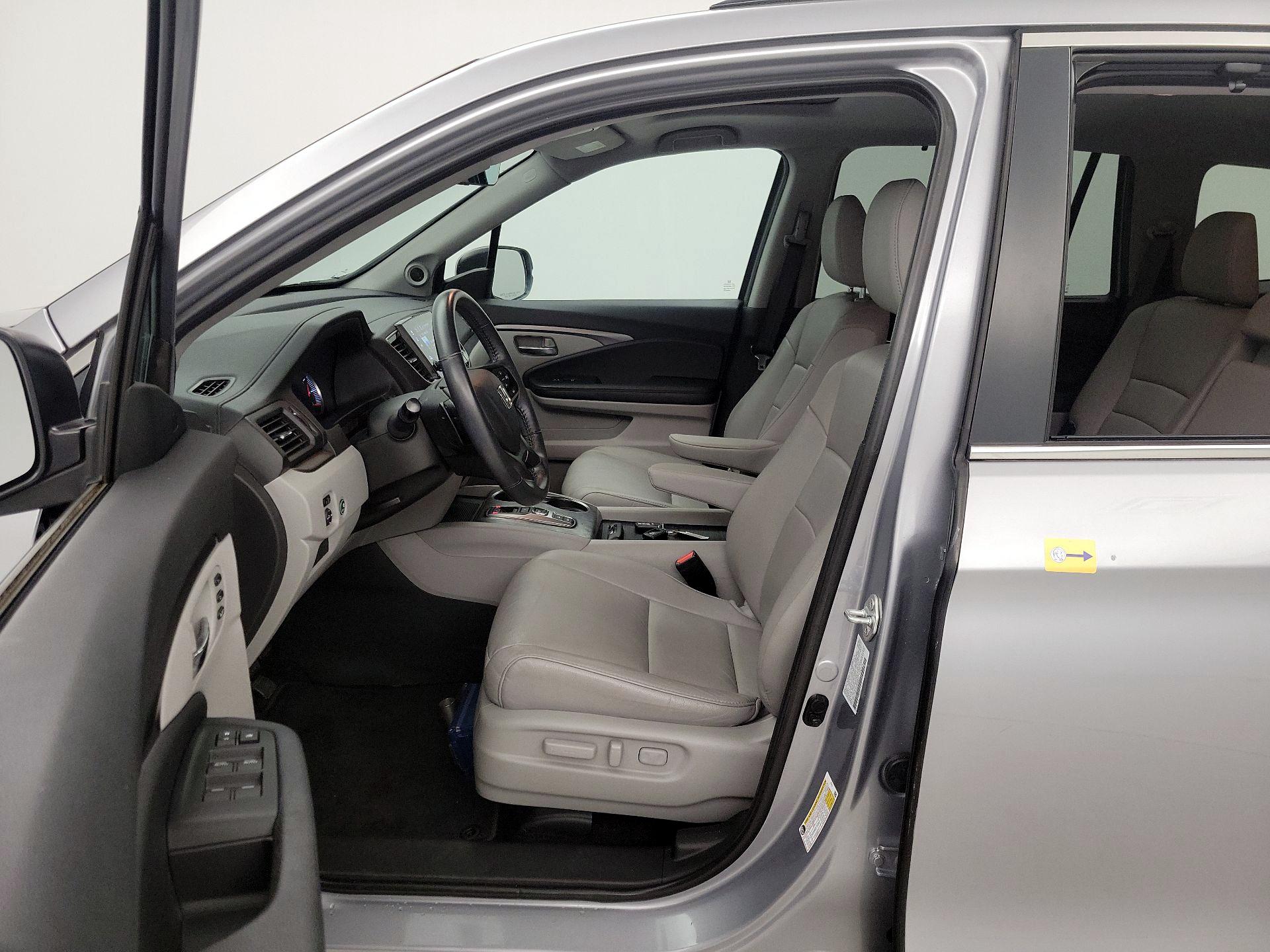 Thumbnail: 2022 Honda Pilot - 11