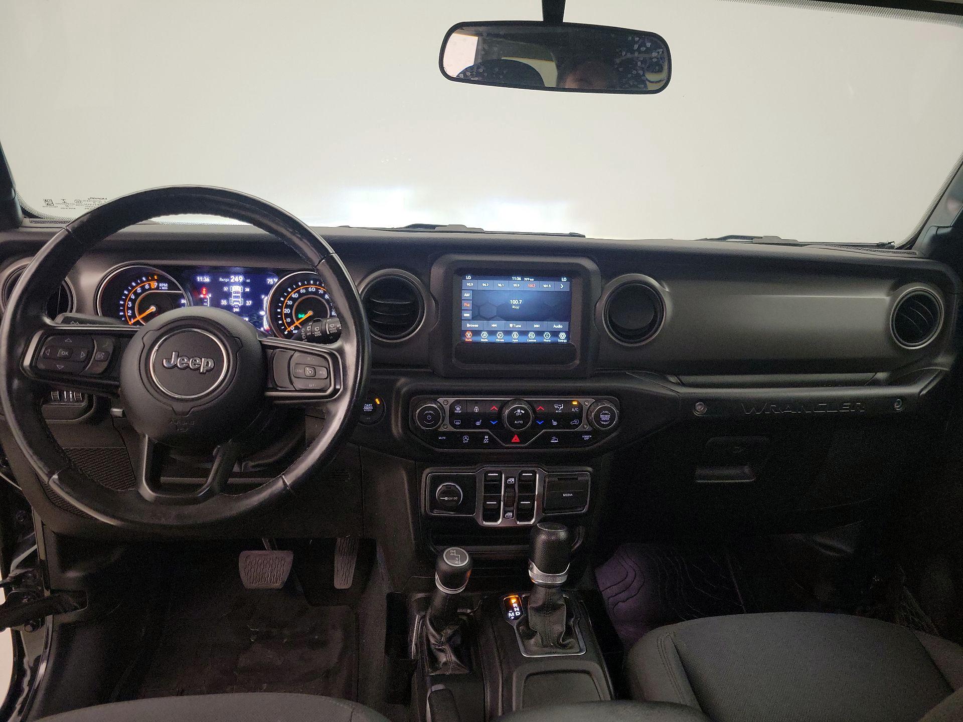 Thumbnail: 2022 Jeep Wrangler - 9