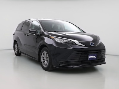 Black 2022 Toyota Sienna Hybrid LE