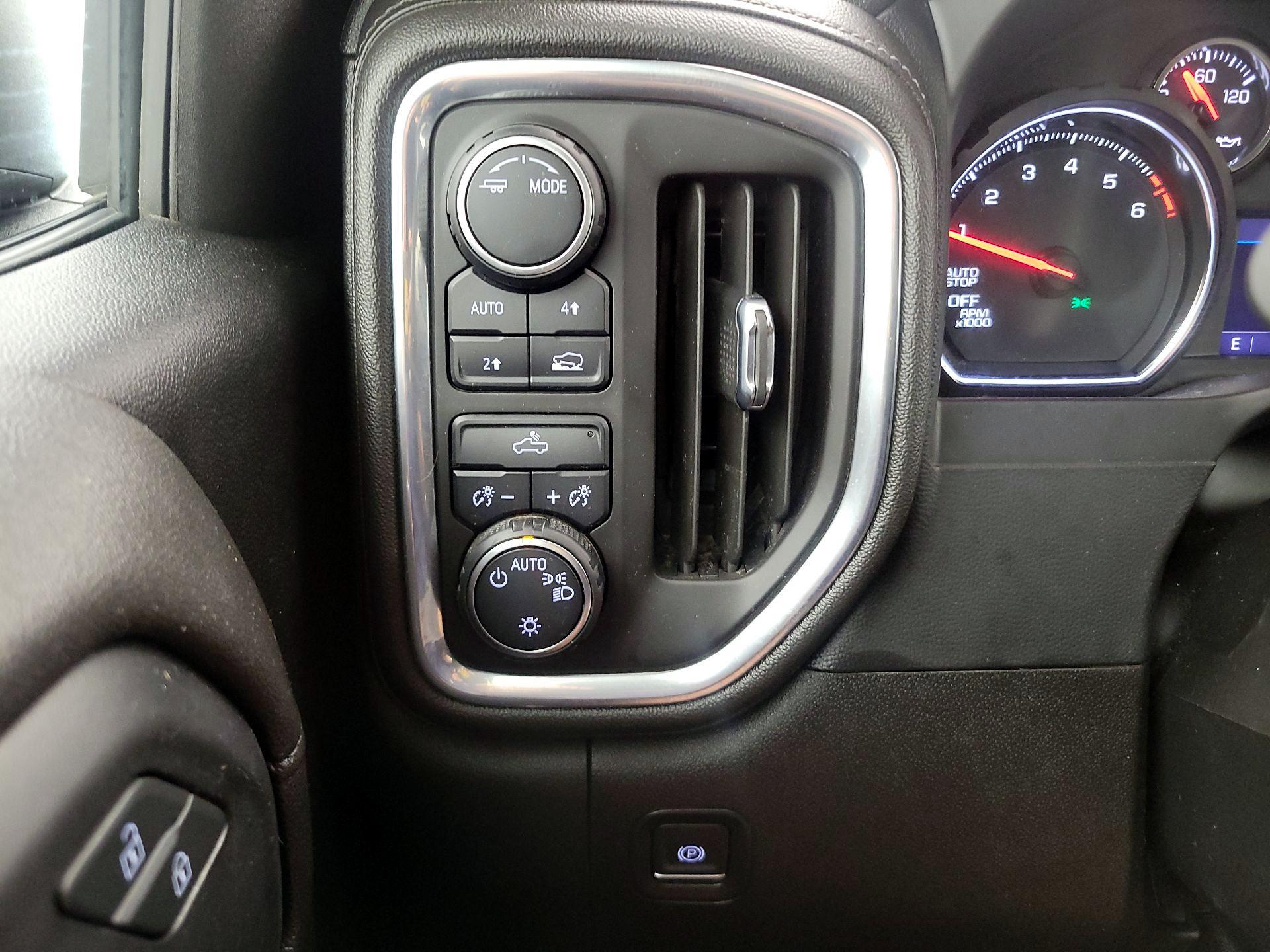 Thumbnail: 2021 Chevrolet Silverado 1500 - 13