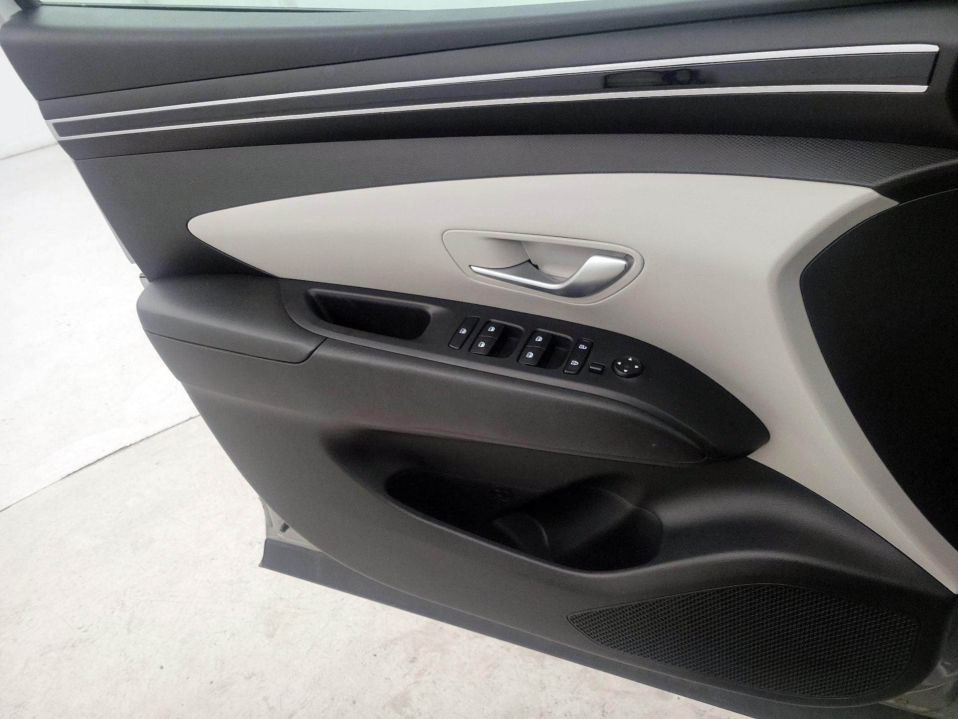 Thumbnail: 2022 Hyundai Tucson - 12