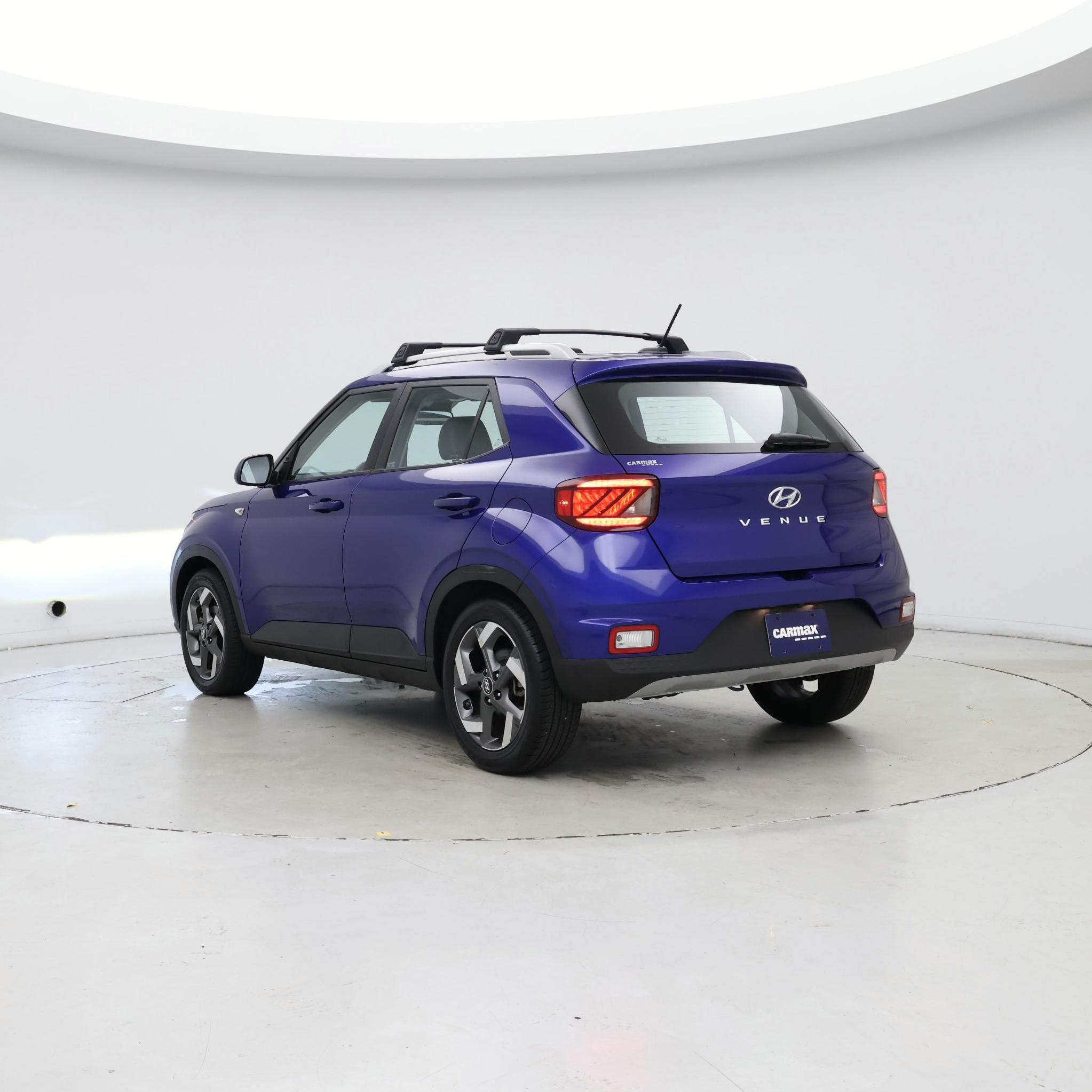 Thumbnail: 2023 Hyundai Venue - 2