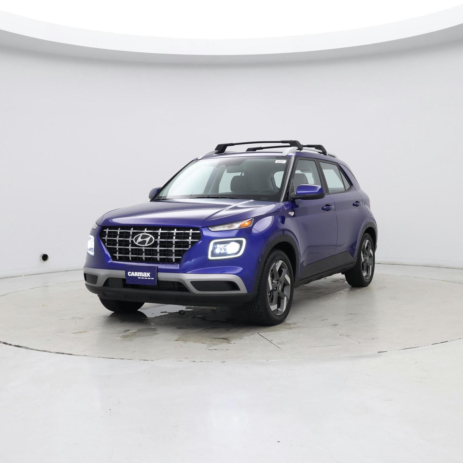 Thumbnail: 2023 Hyundai Venue - 4