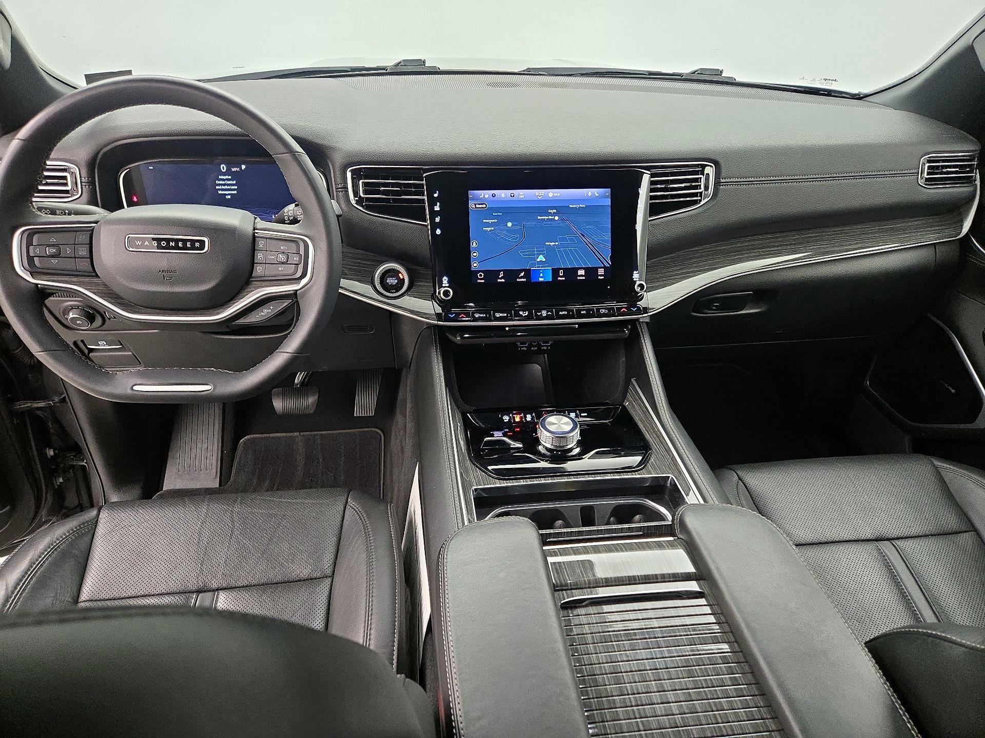 Thumbnail: 2022 Jeep Wagoneer - 9