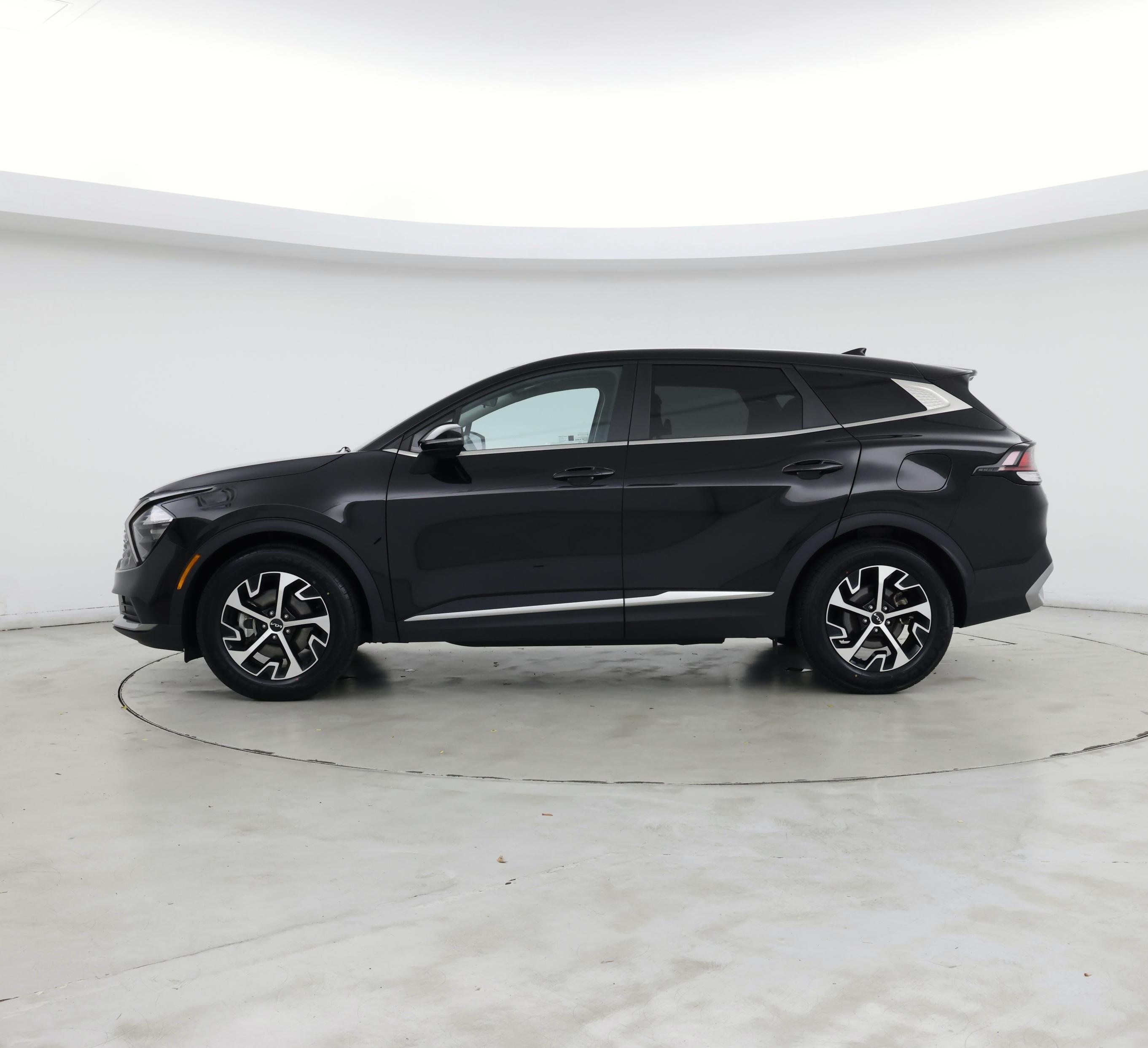 Thumbnail: 2023 Kia Sportage - 3
