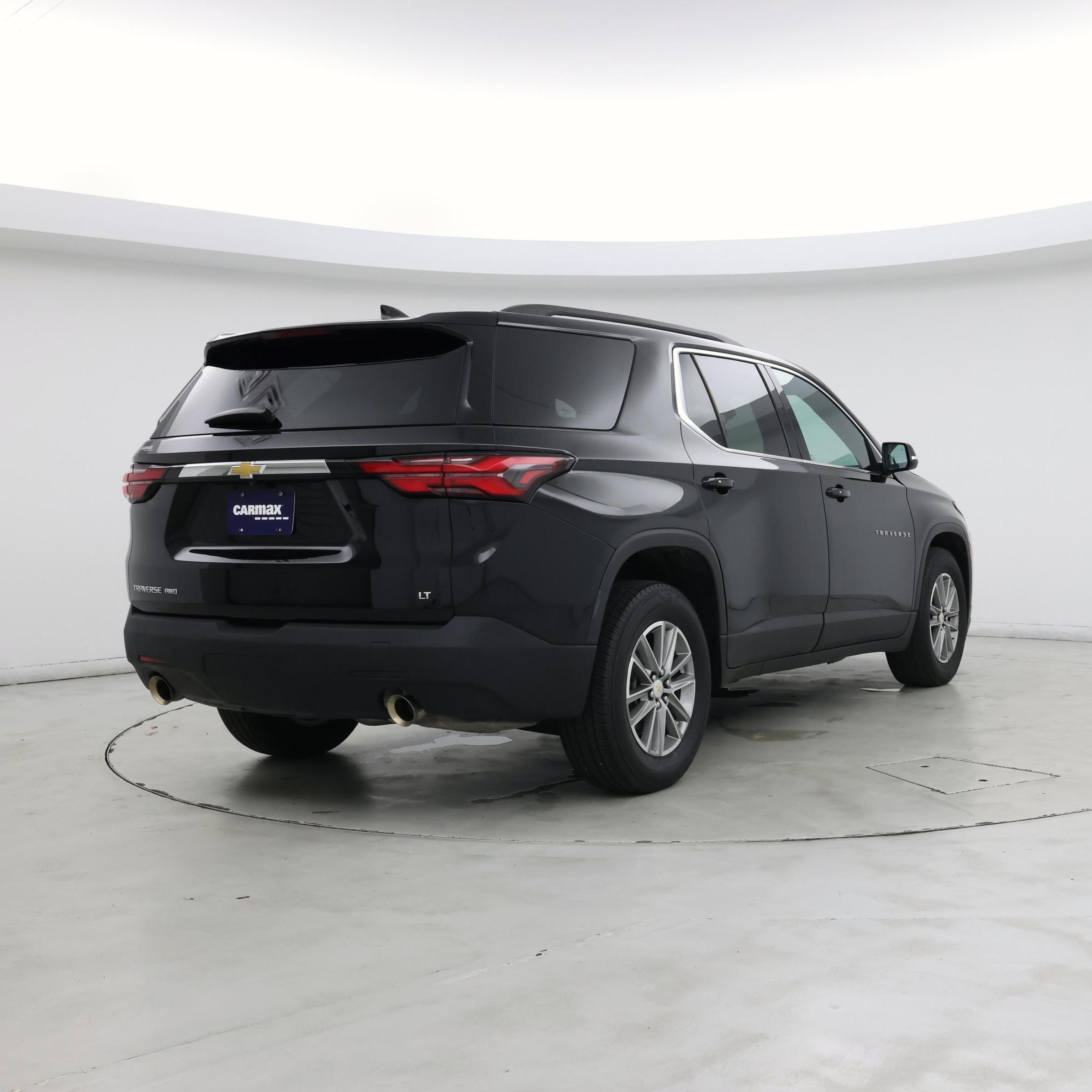 Thumbnail: 2023 Chevrolet Traverse - 8