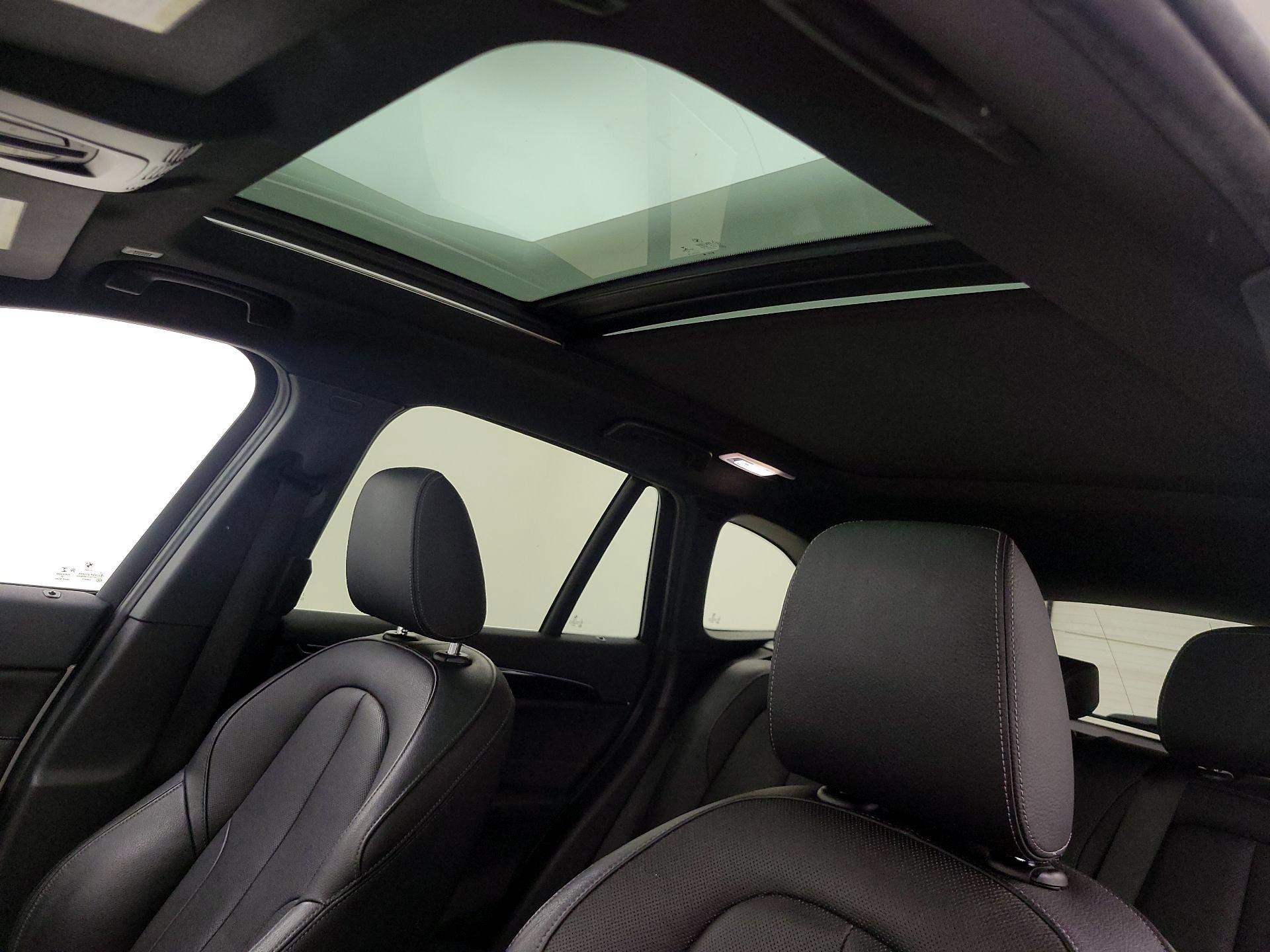 Thumbnail: 2018 BMW X1 - 20