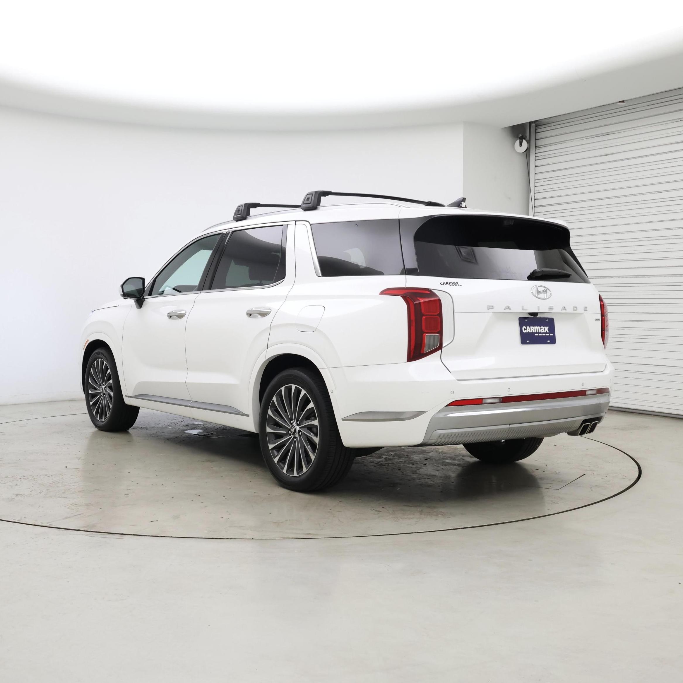 Thumbnail: 2023 Hyundai Palisade - 2