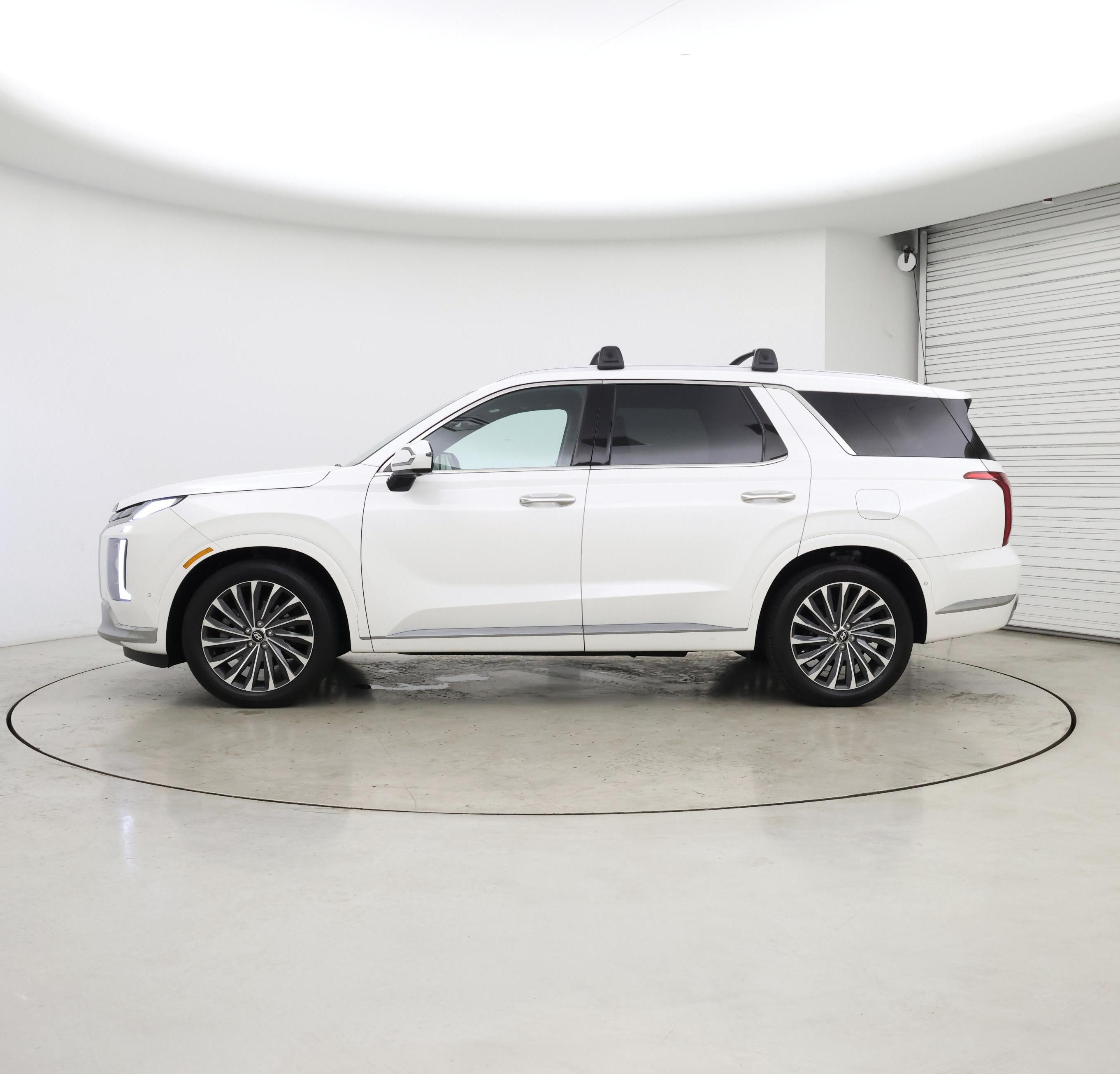 Thumbnail: 2023 Hyundai Palisade - 3