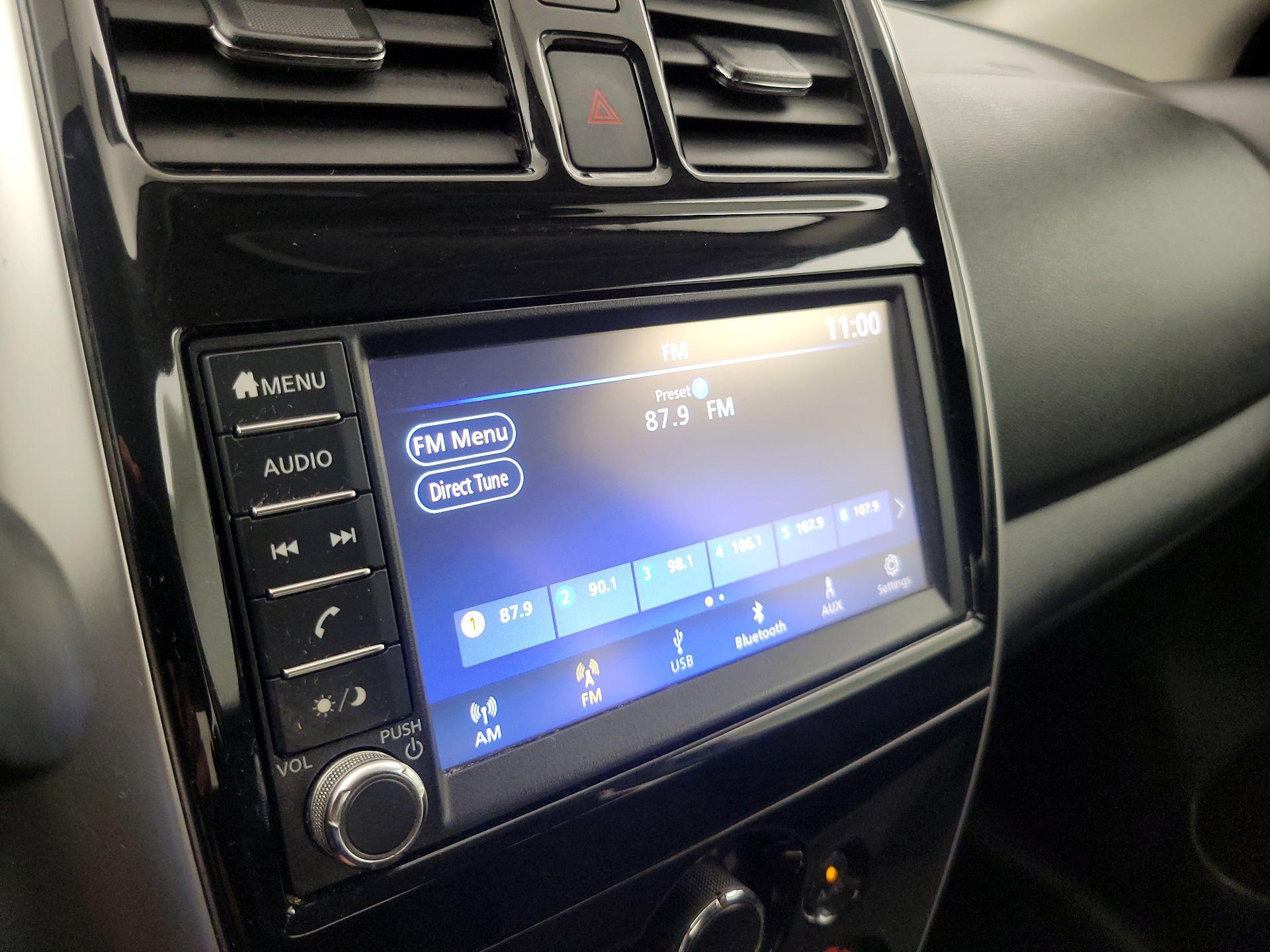 Thumbnail: 2018 Nissan Versa - 15