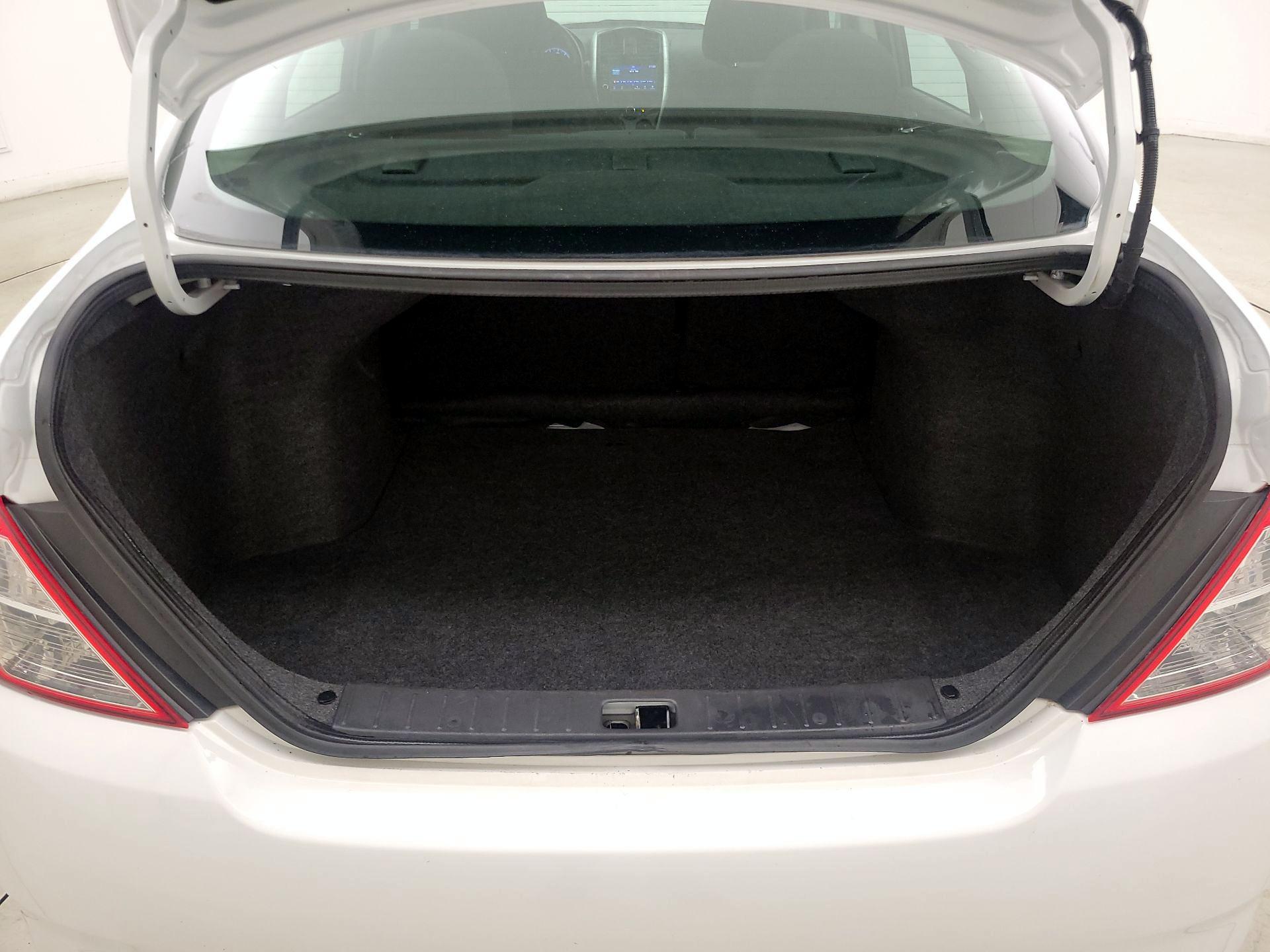 Thumbnail: 2018 Nissan Versa - 20