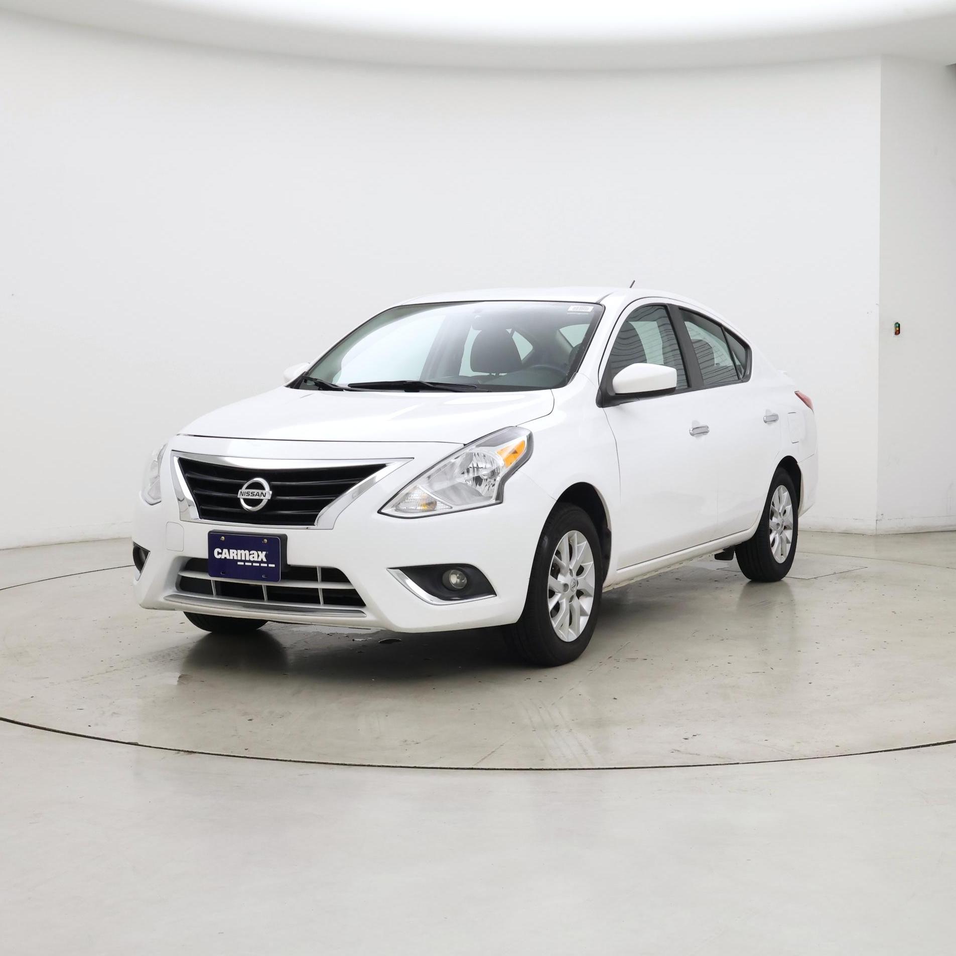 Thumbnail: 2018 Nissan Versa - 4