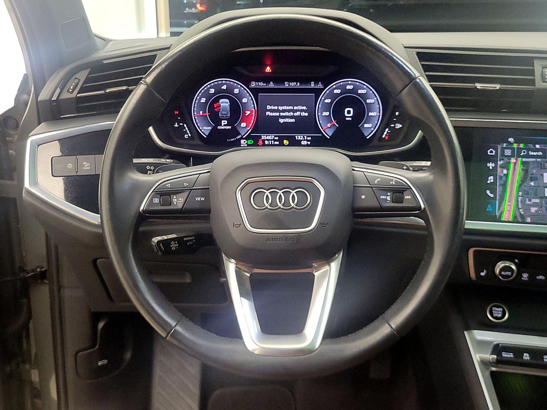 Thumbnail: 2021 Audi Q3 - 10