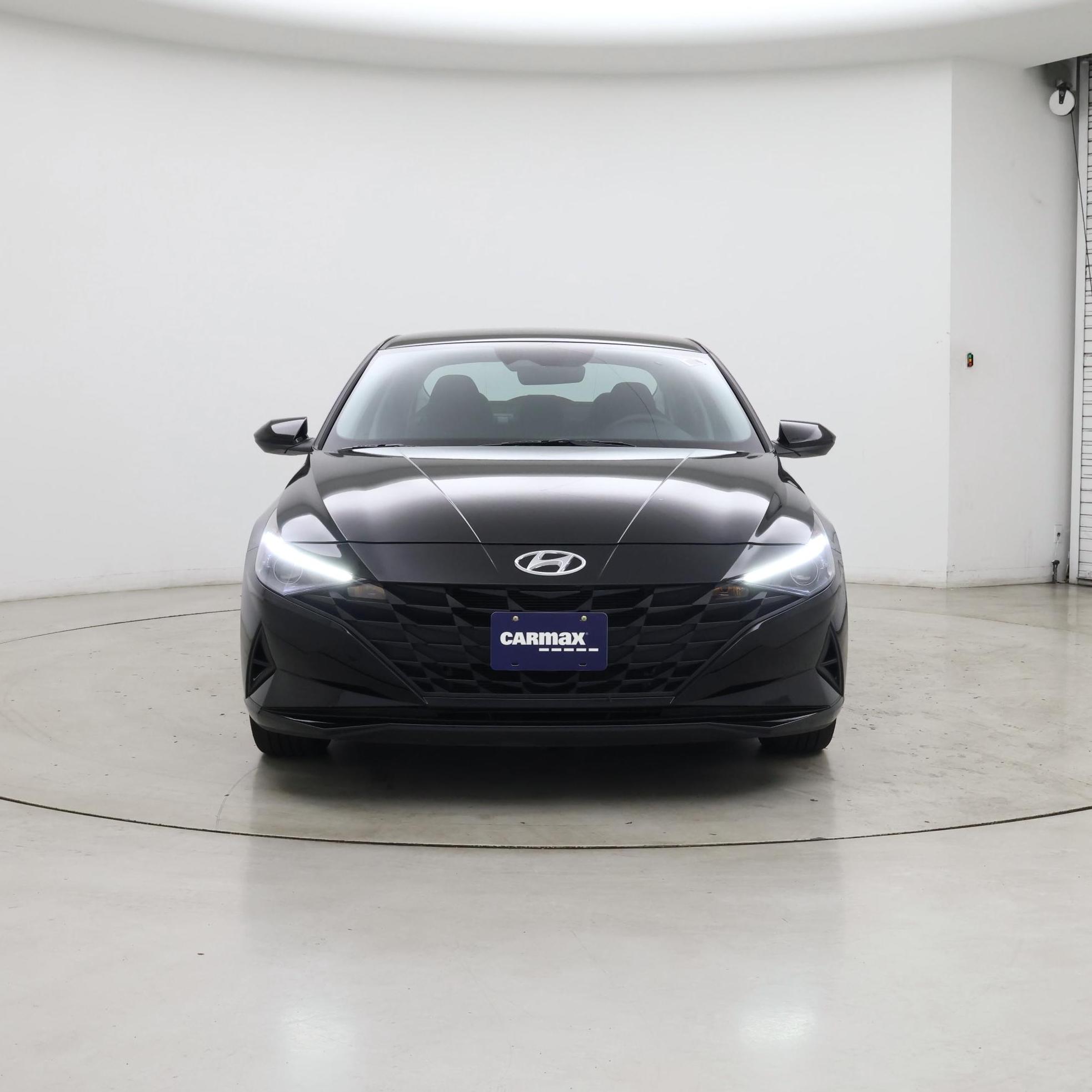 Thumbnail: 2023 Hyundai Elantra - 5