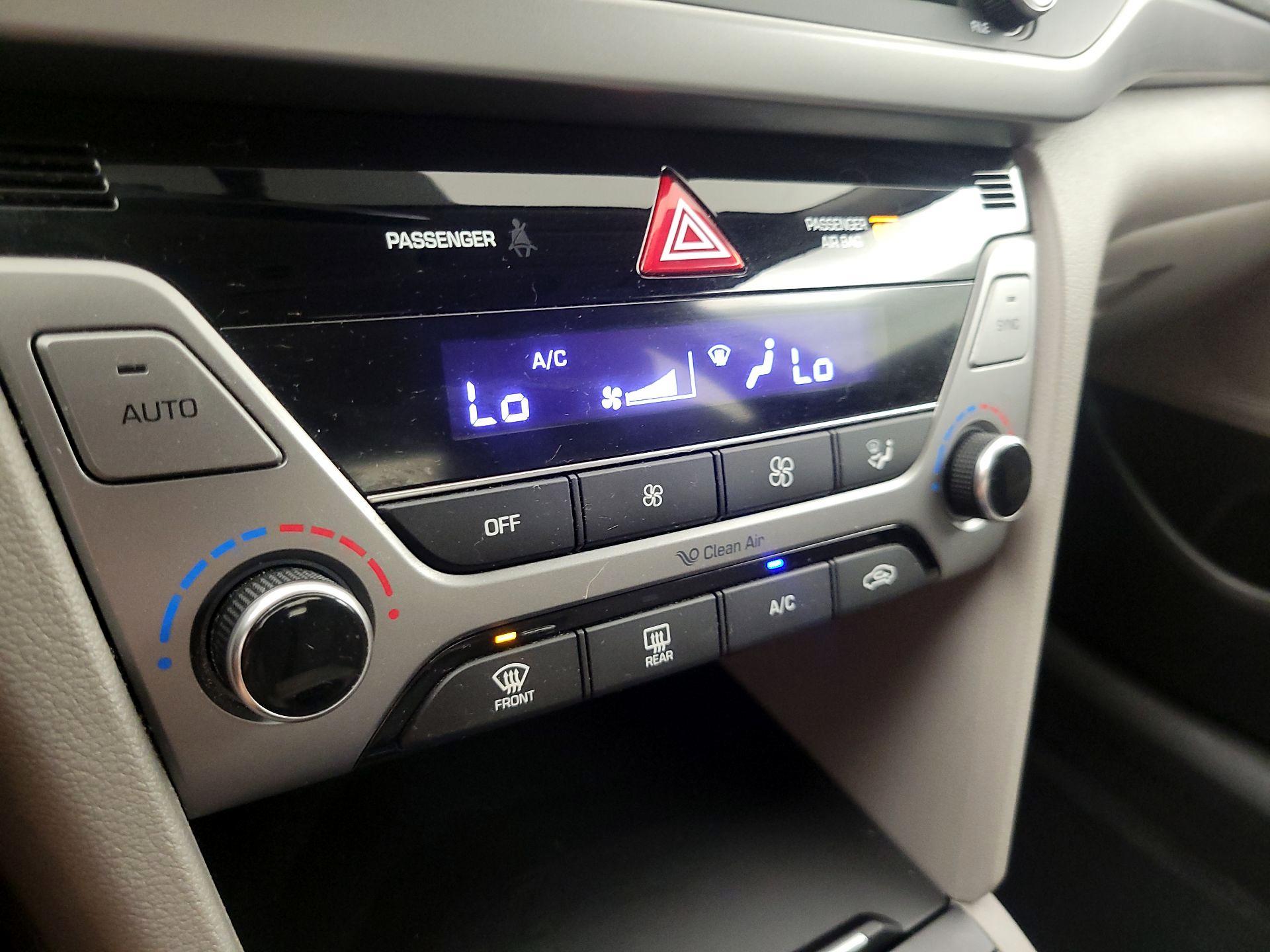 Thumbnail: 2018 Hyundai Elantra - 16