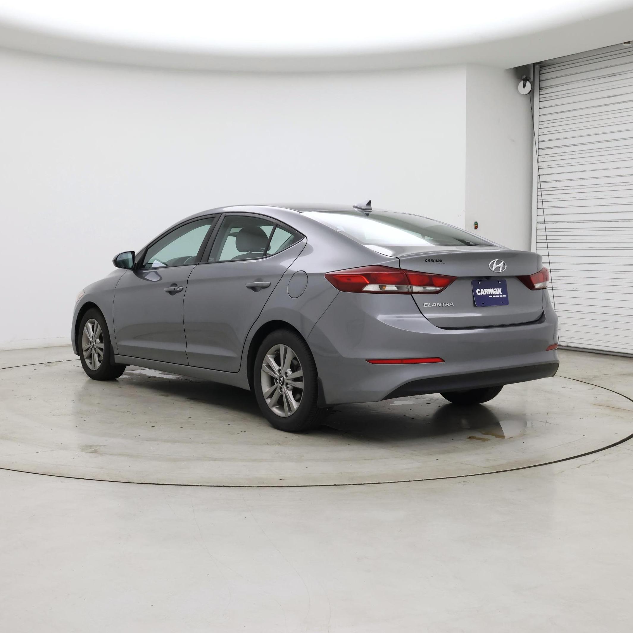 Thumbnail: 2018 Hyundai Elantra - 2