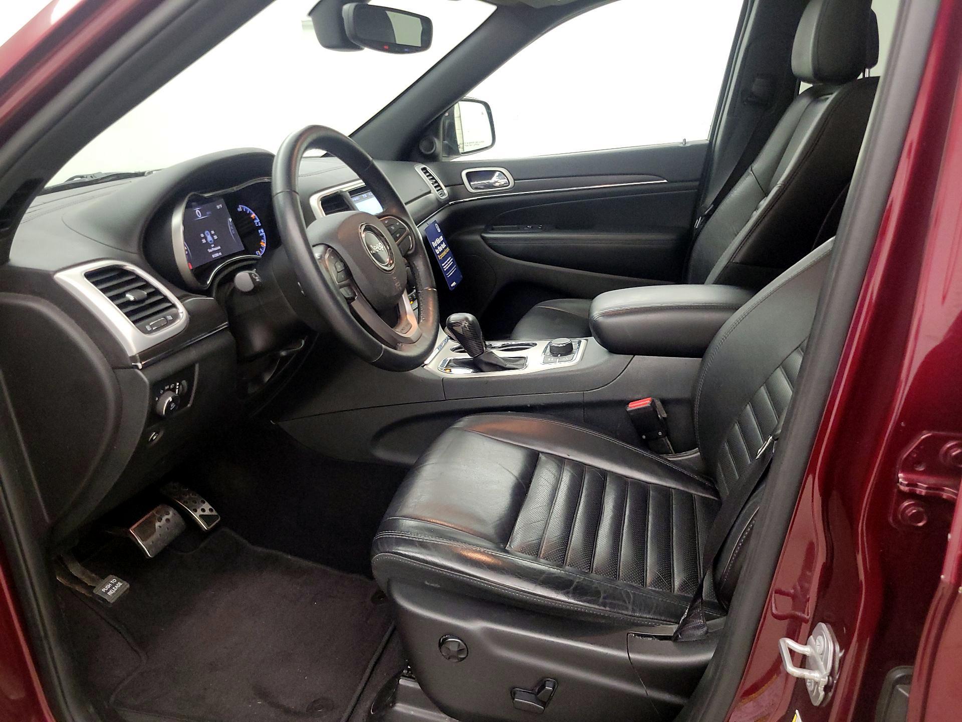 Thumbnail: 2018 Jeep Grand Cherokee - 11