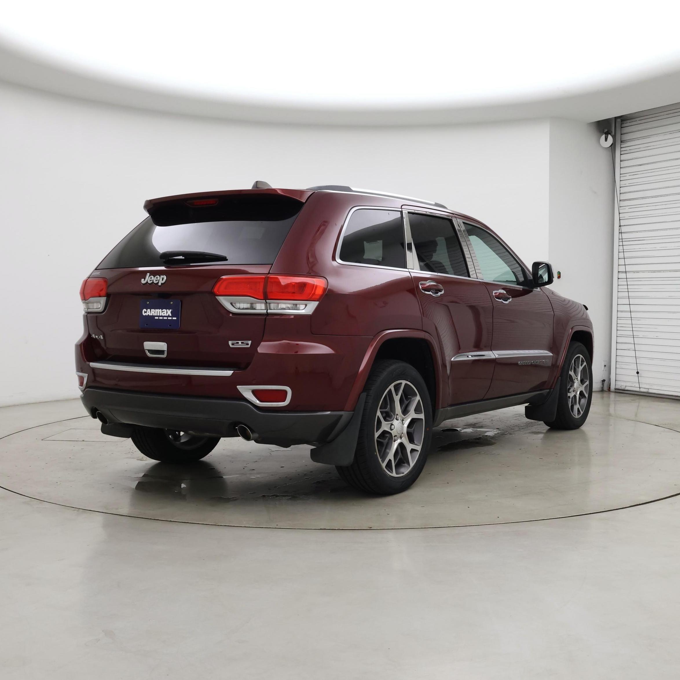 Thumbnail: 2018 Jeep Grand Cherokee - 8