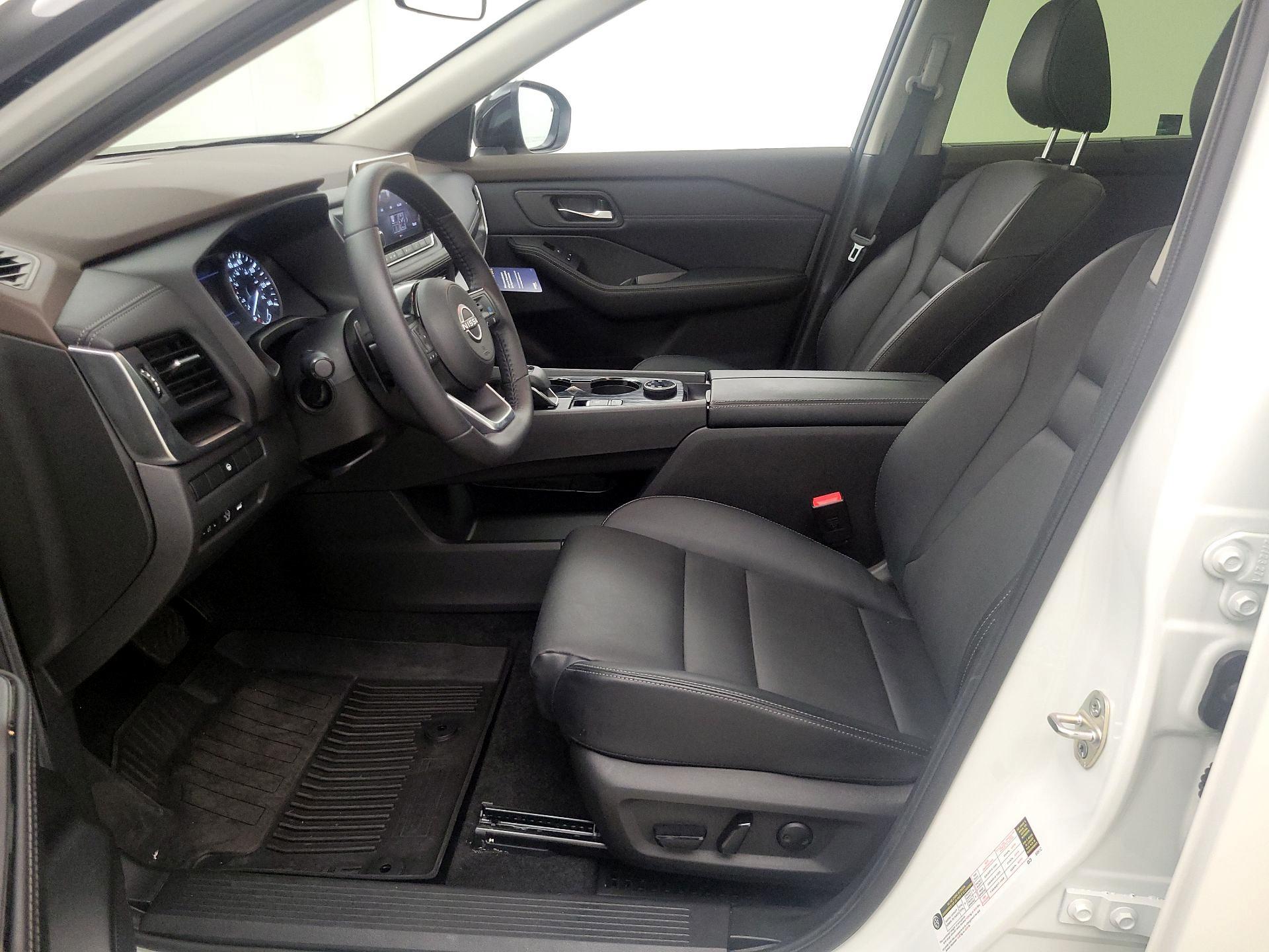 Thumbnail: 2023 Nissan Rogue - 11