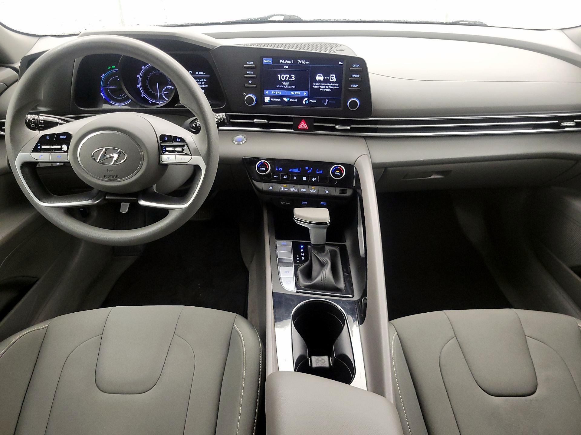 Thumbnail: 2022 Hyundai Elantra - 9