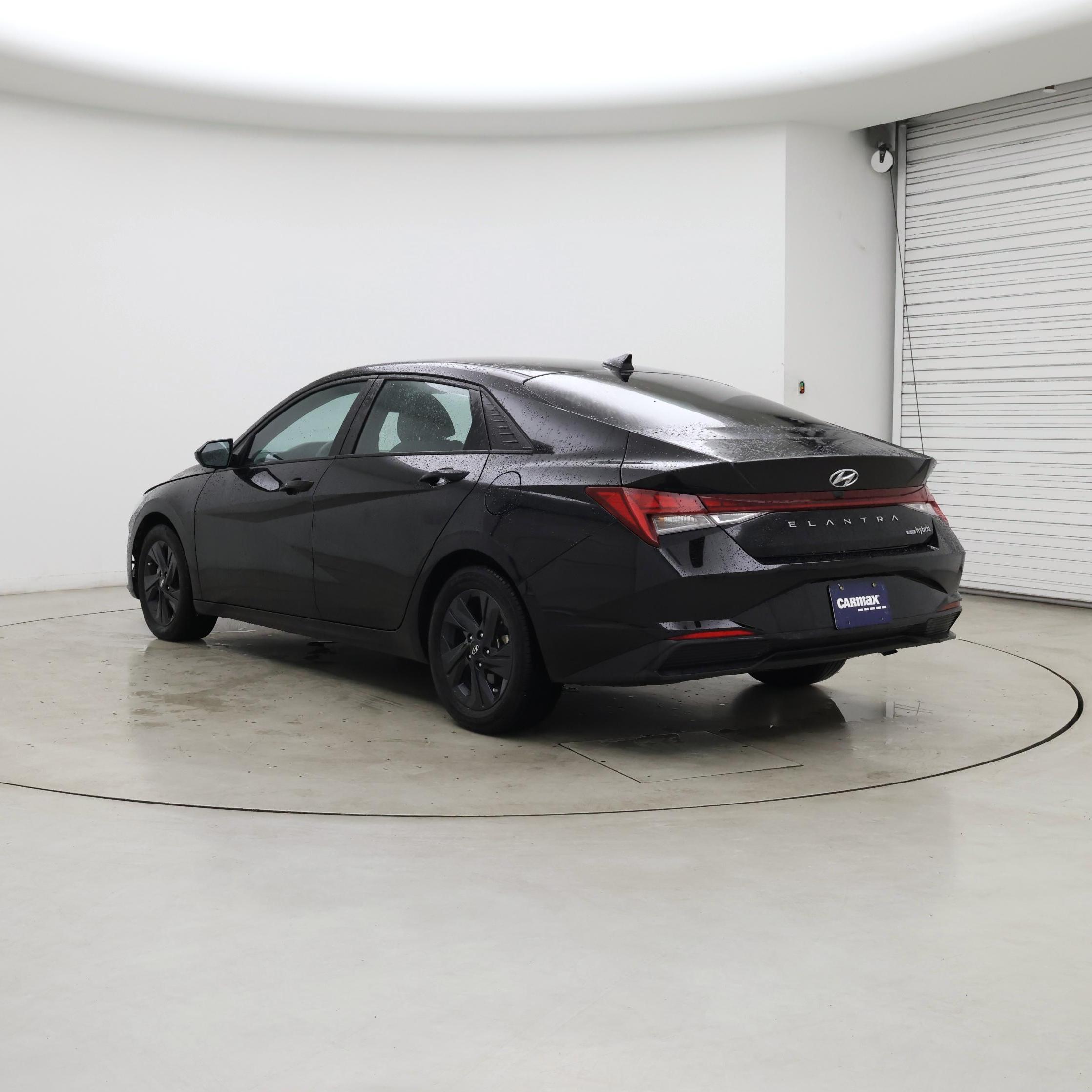 Thumbnail: 2022 Hyundai Elantra - 2