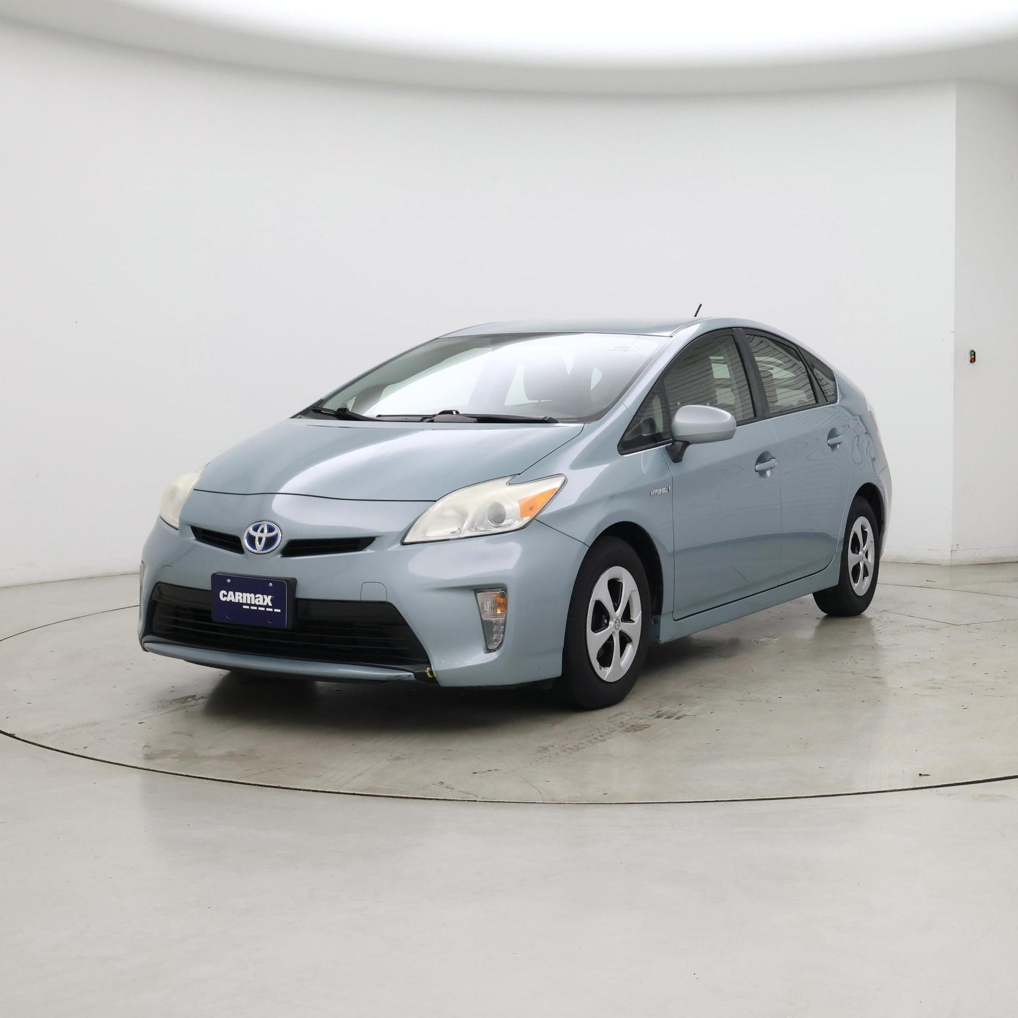 Thumbnail: 2014 Toyota Prius - 4