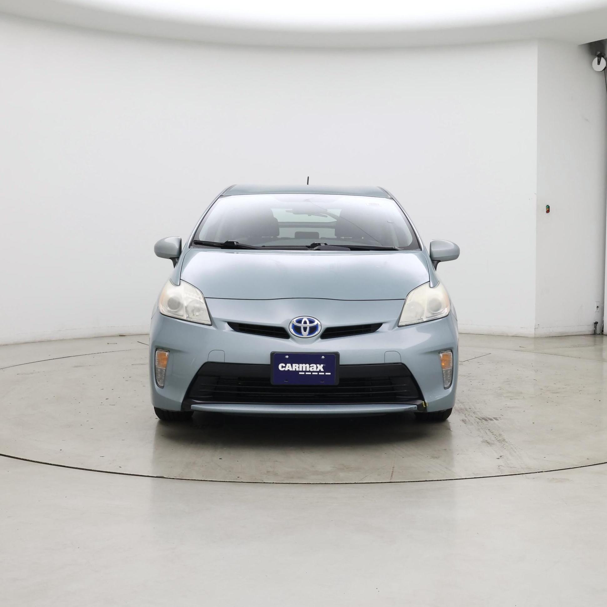 Thumbnail: 2014 Toyota Prius - 5