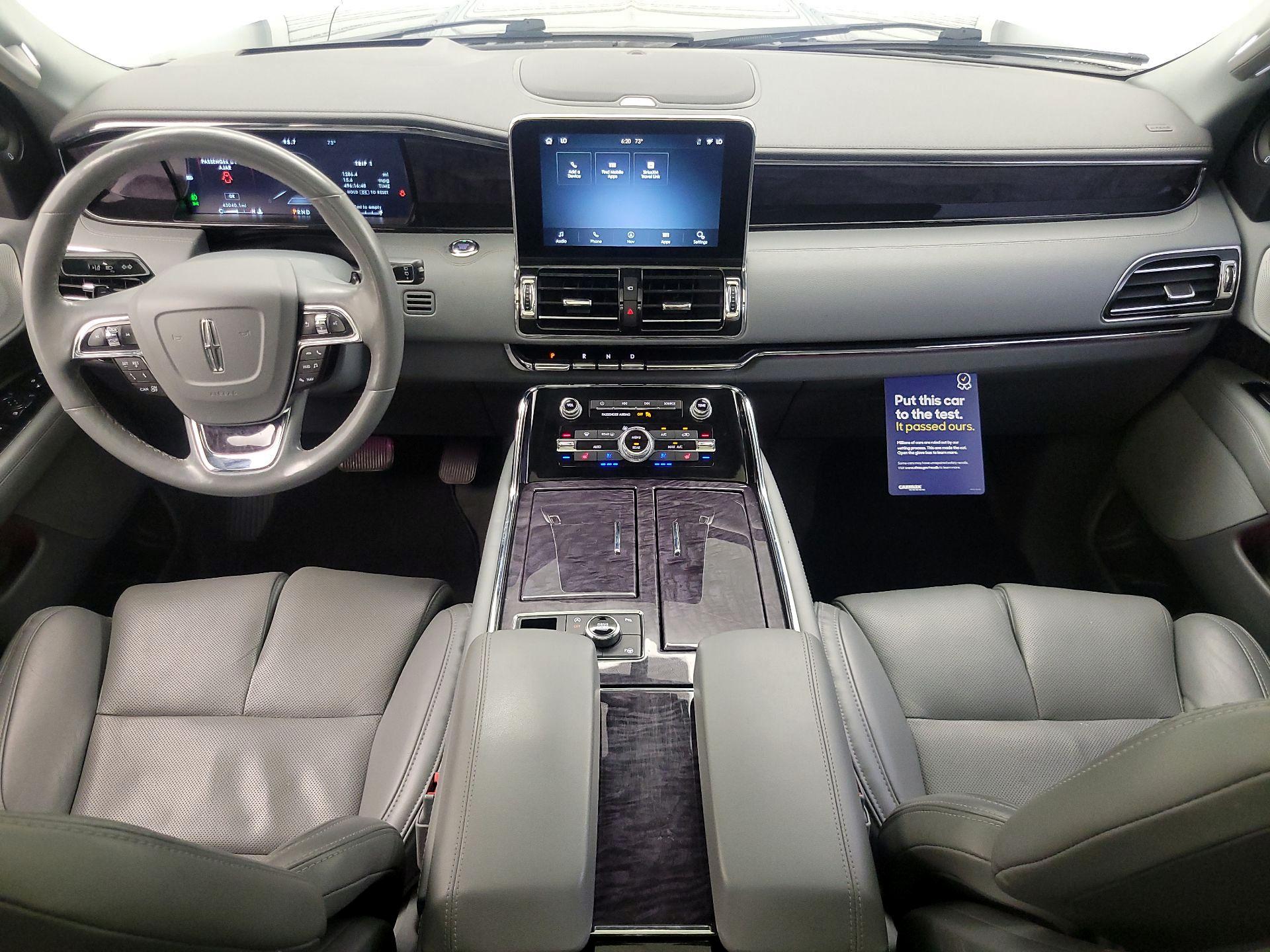Thumbnail: 2021 Lincoln Navigator L - 9