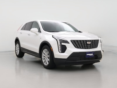 White 2023 Cadillac XT4 Luxury