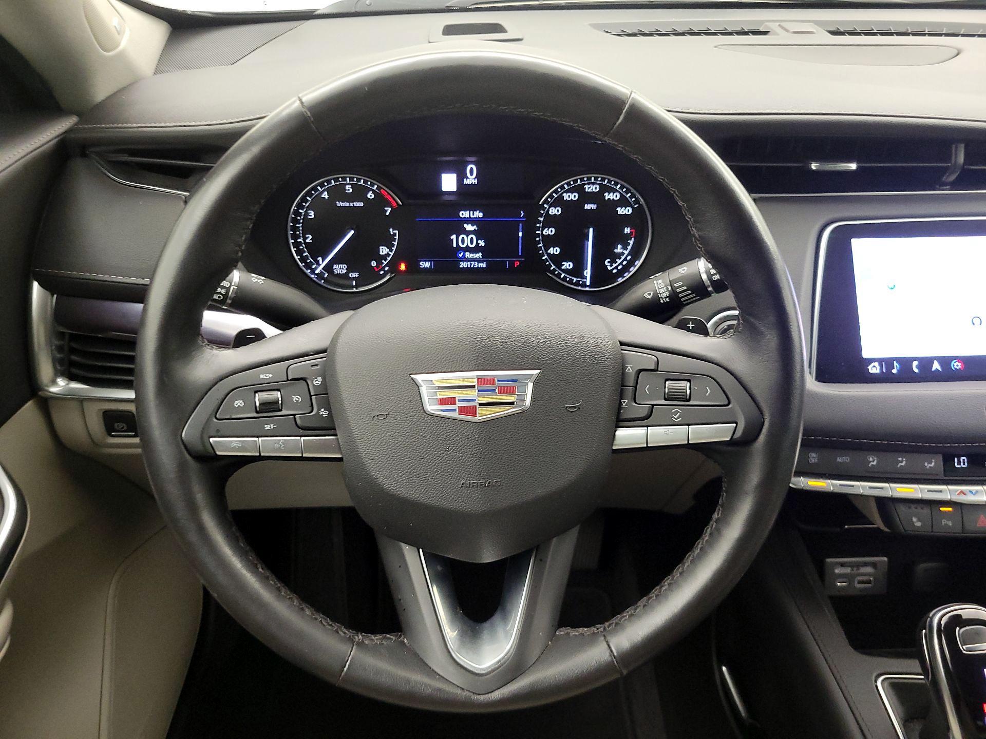 Thumbnail: 2023 Cadillac XT4 - 10